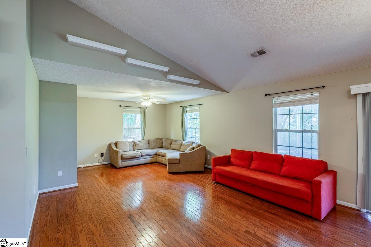 1 Winsome, Taylors, South Carolina image 9