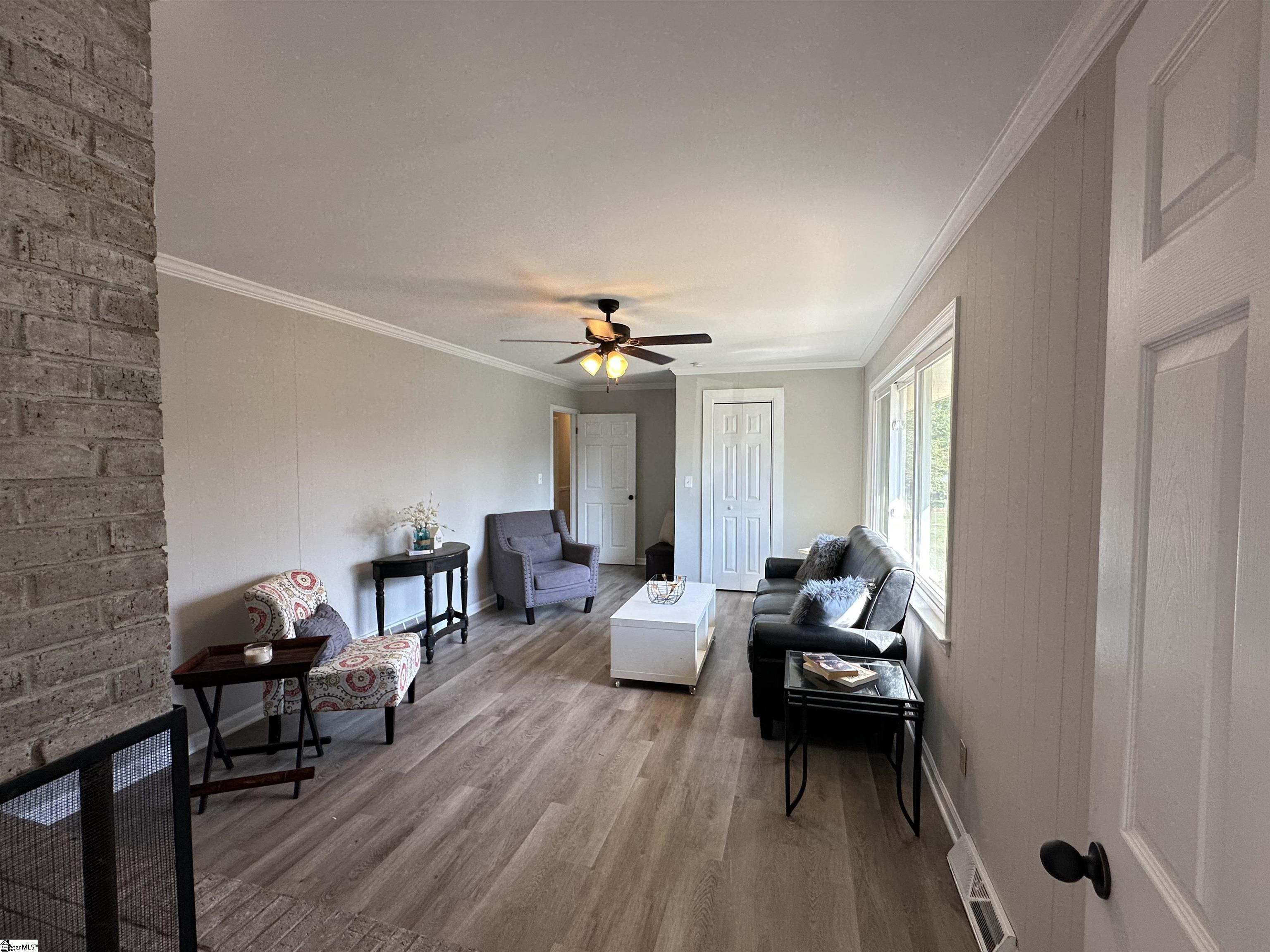 109 Hilltop, Laurens, South Carolina image 3