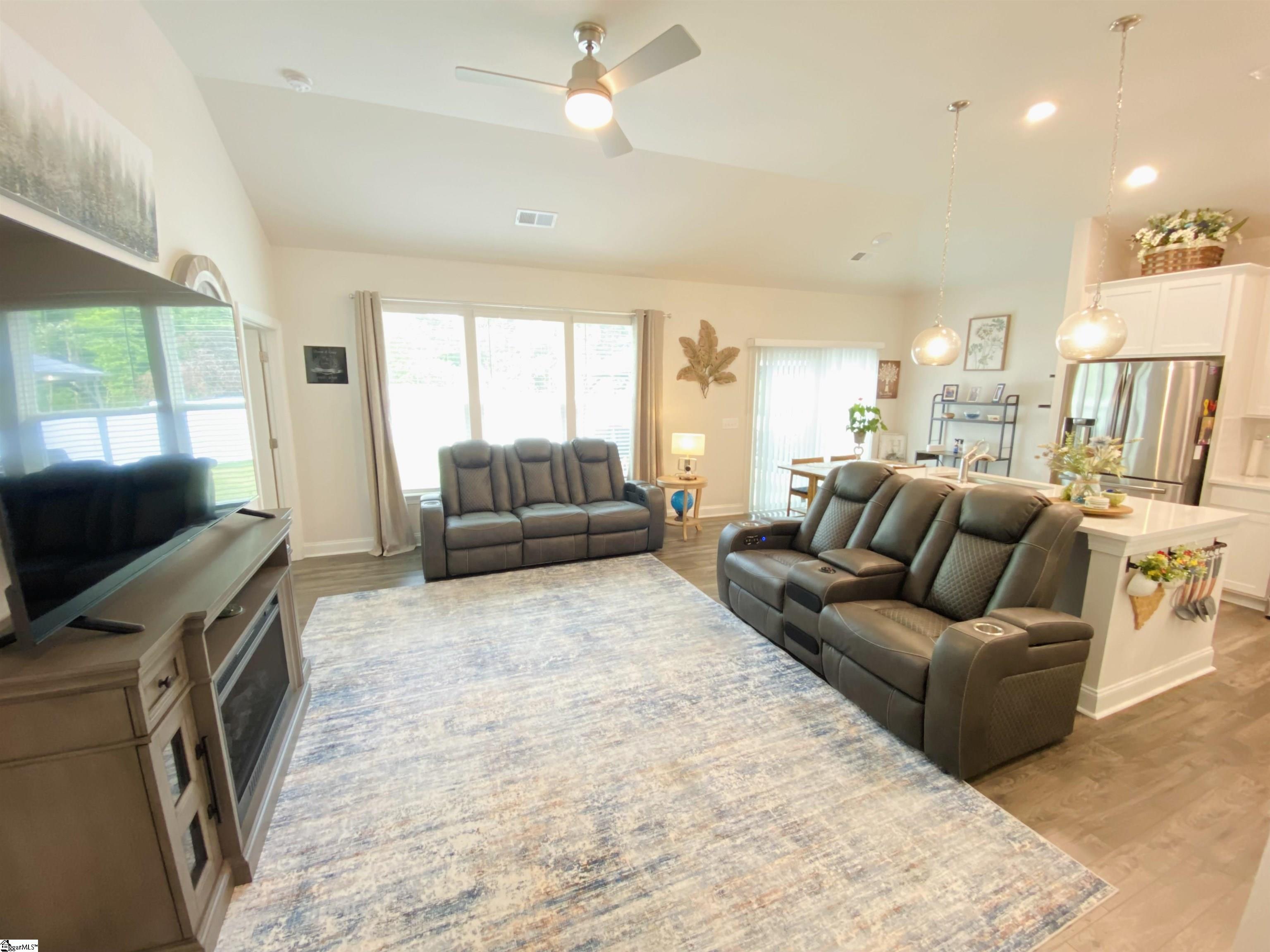 640 Clairbrook, Greer, South Carolina image 2