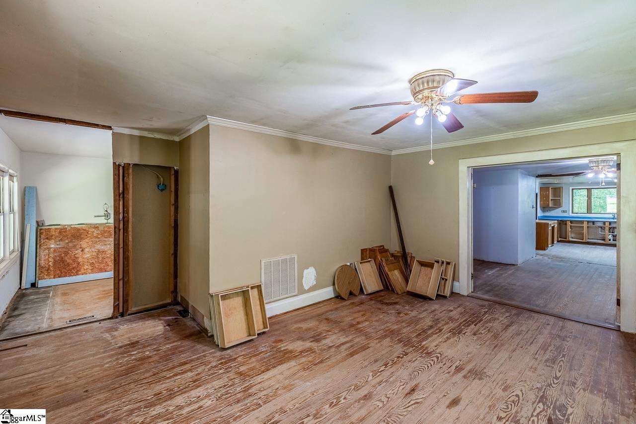 322 Circle, Seneca, South Carolina image 3