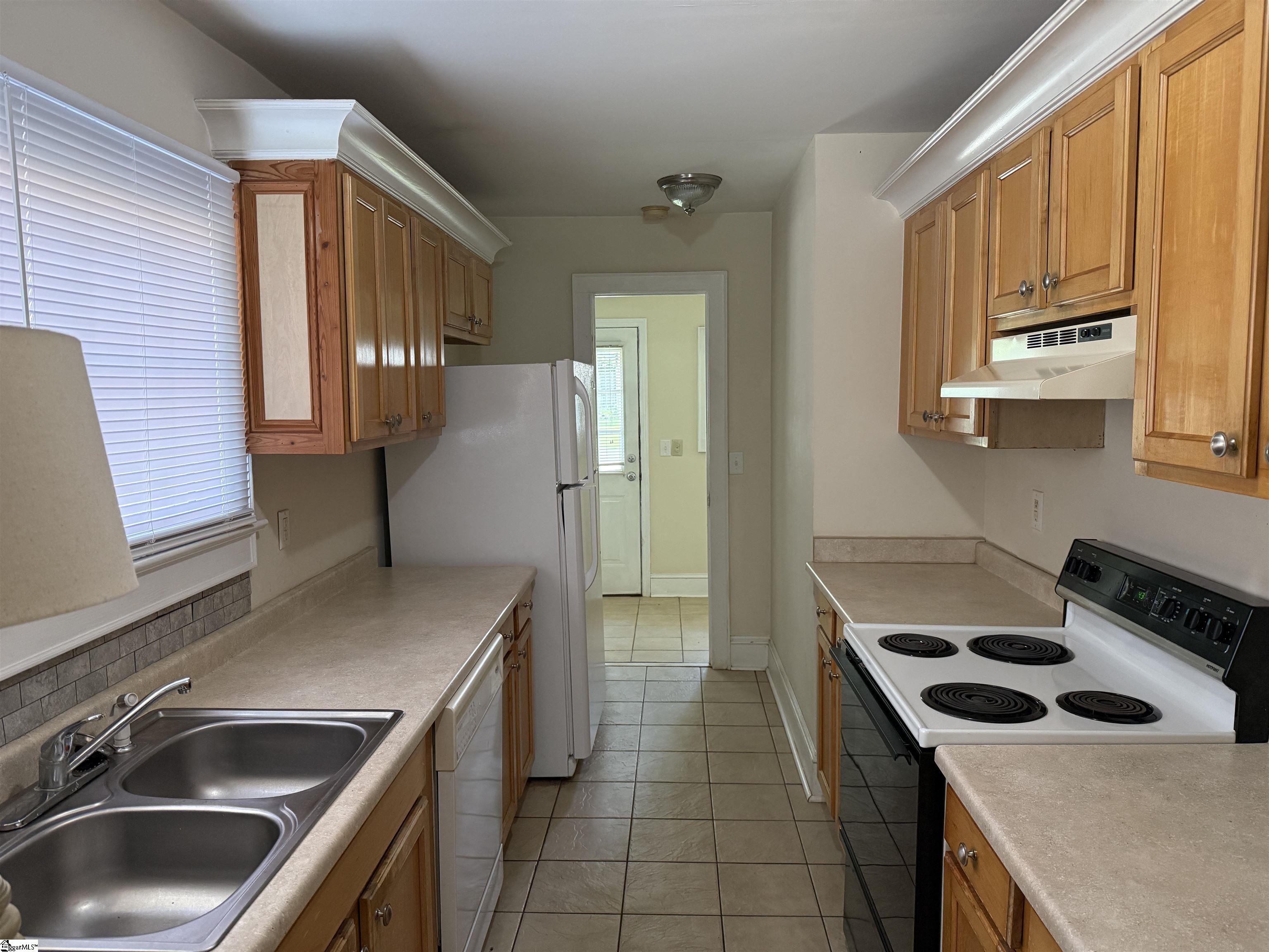 206 Rogers, Greenville, South Carolina image 3