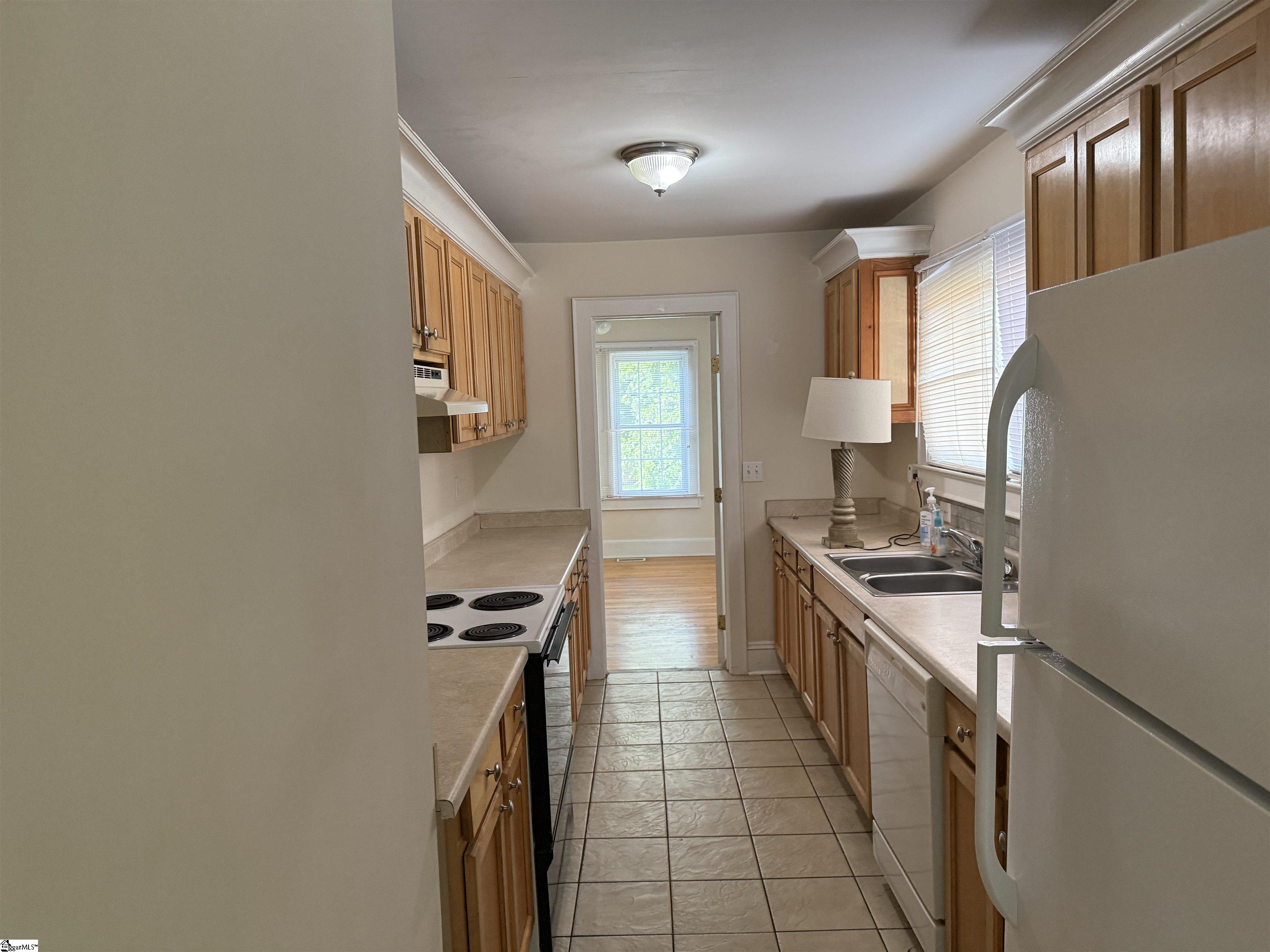 206 Rogers, Greenville, South Carolina image 4