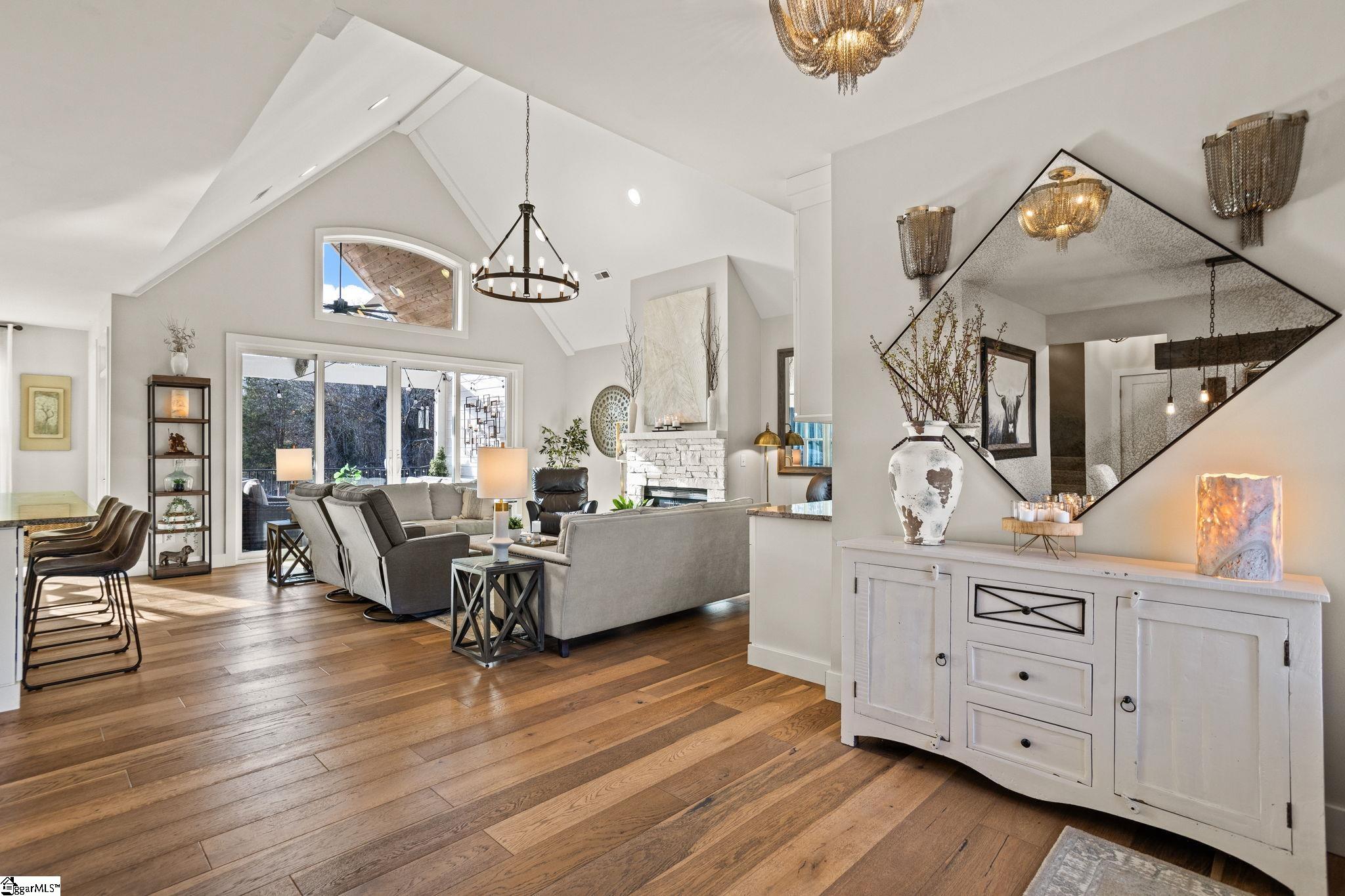 17 Joan, Taylors, South Carolina image 4