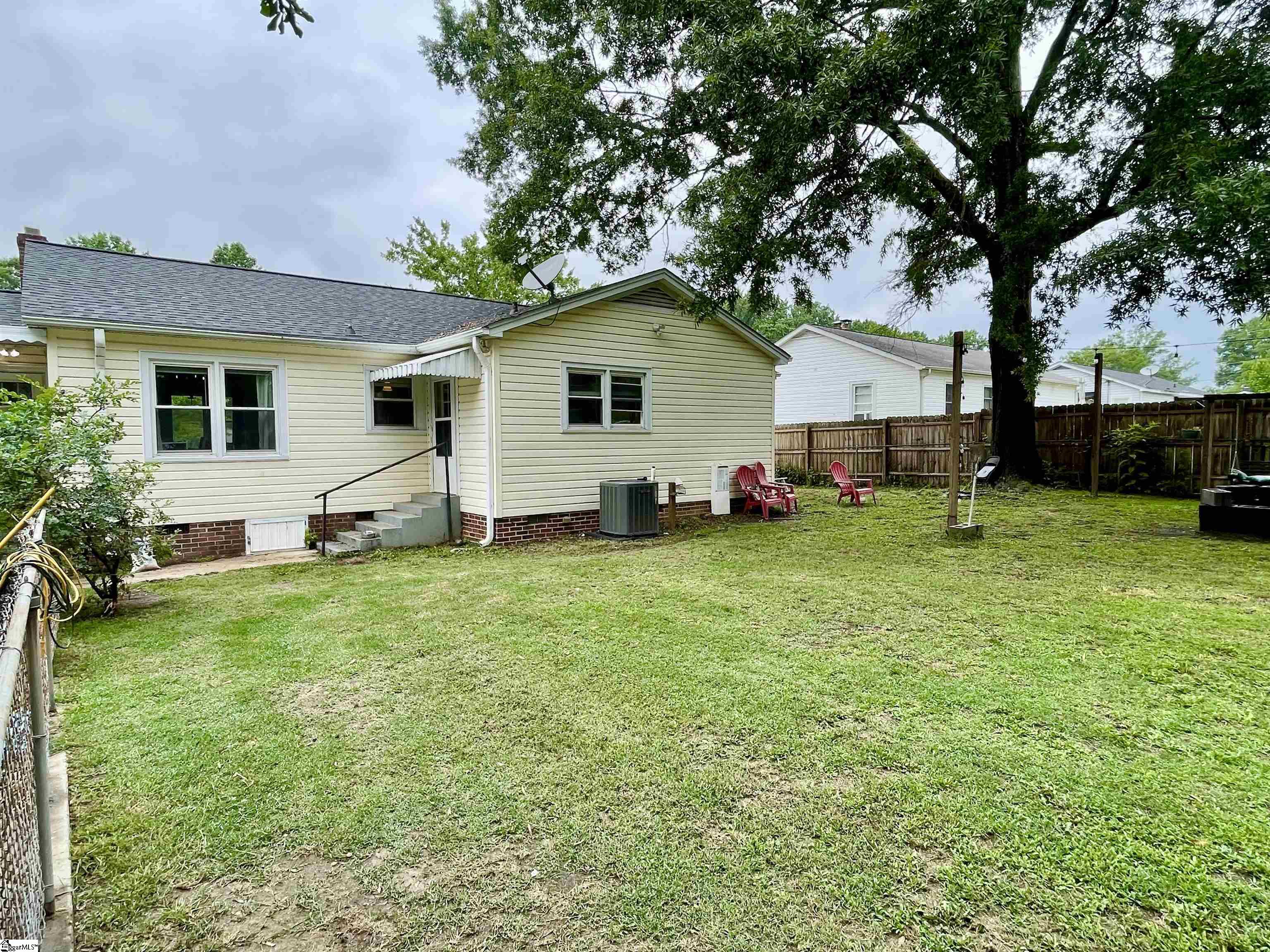206 Caldwell, Clinton, South Carolina image 24