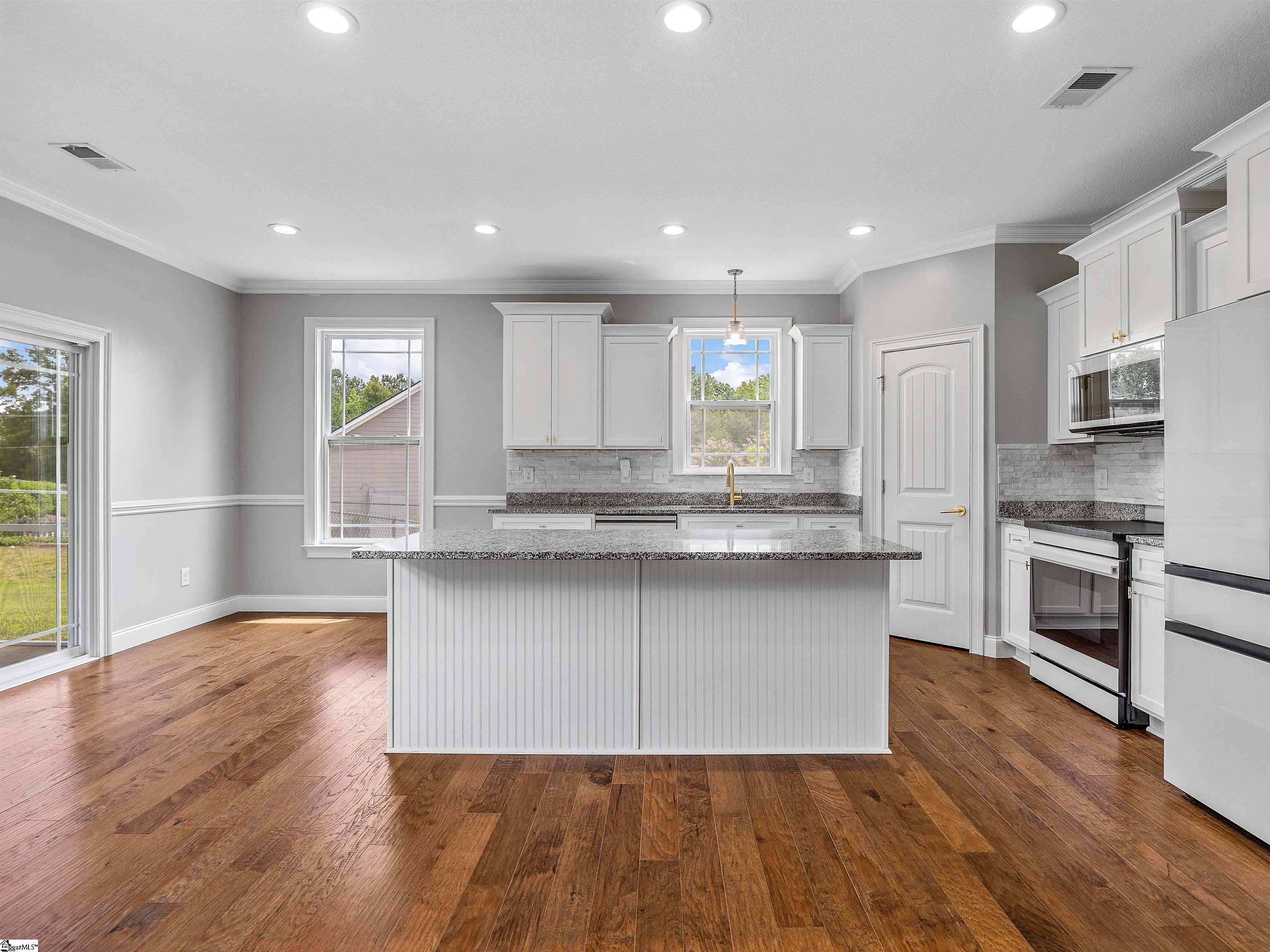 373 Roy Hall, Campobello, South Carolina image 17