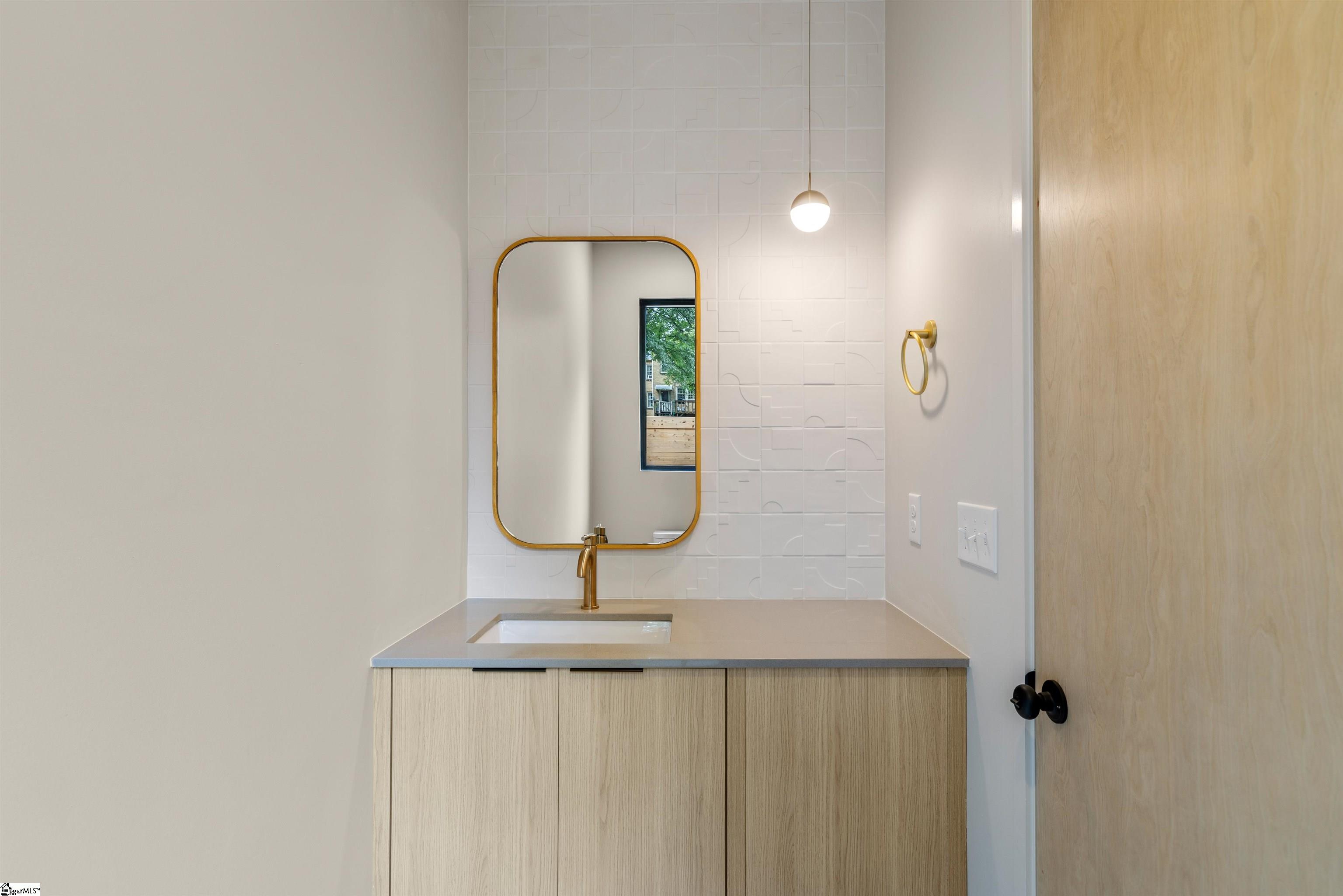 MLS #1560051 image #15