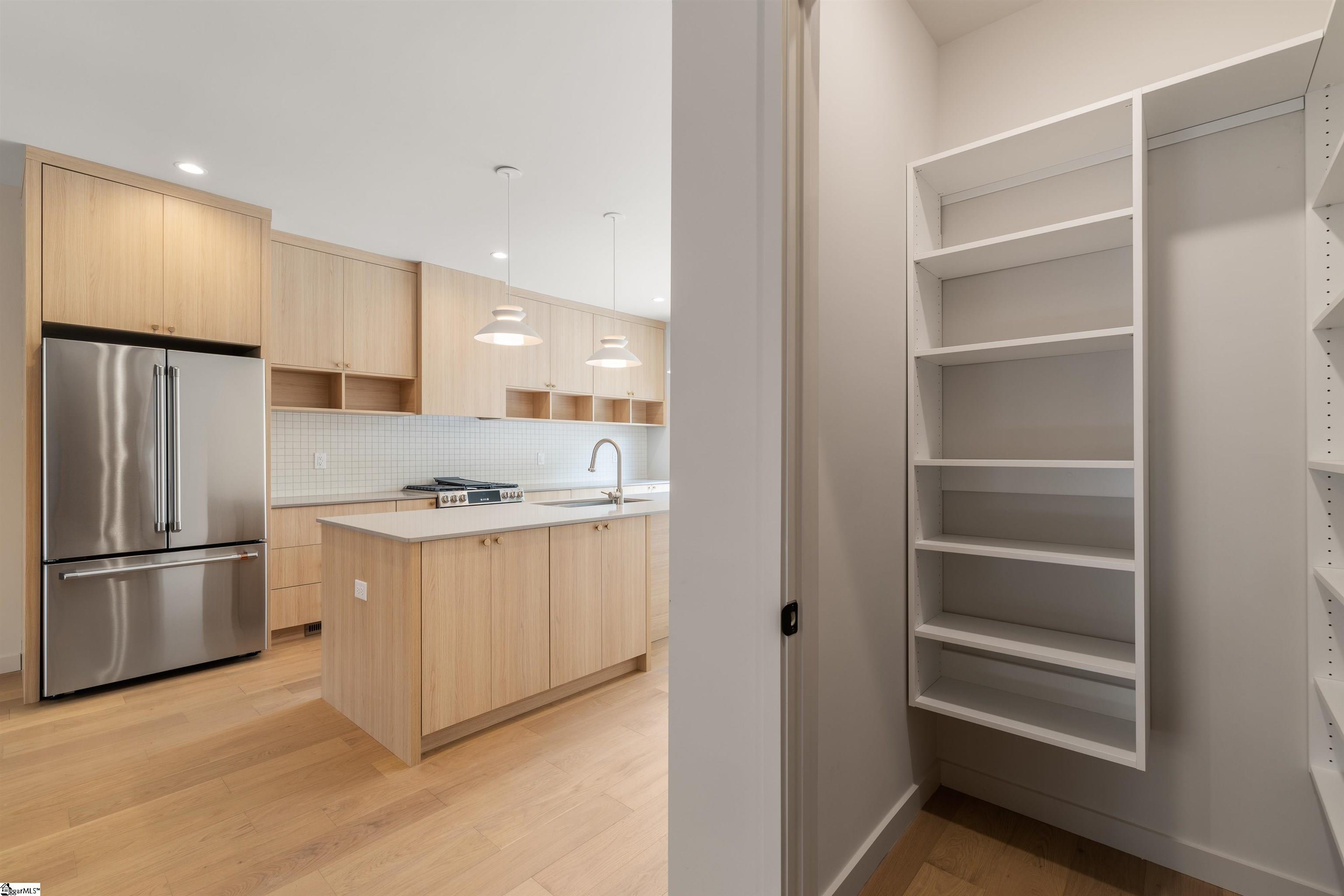 MLS #1560051 image #8