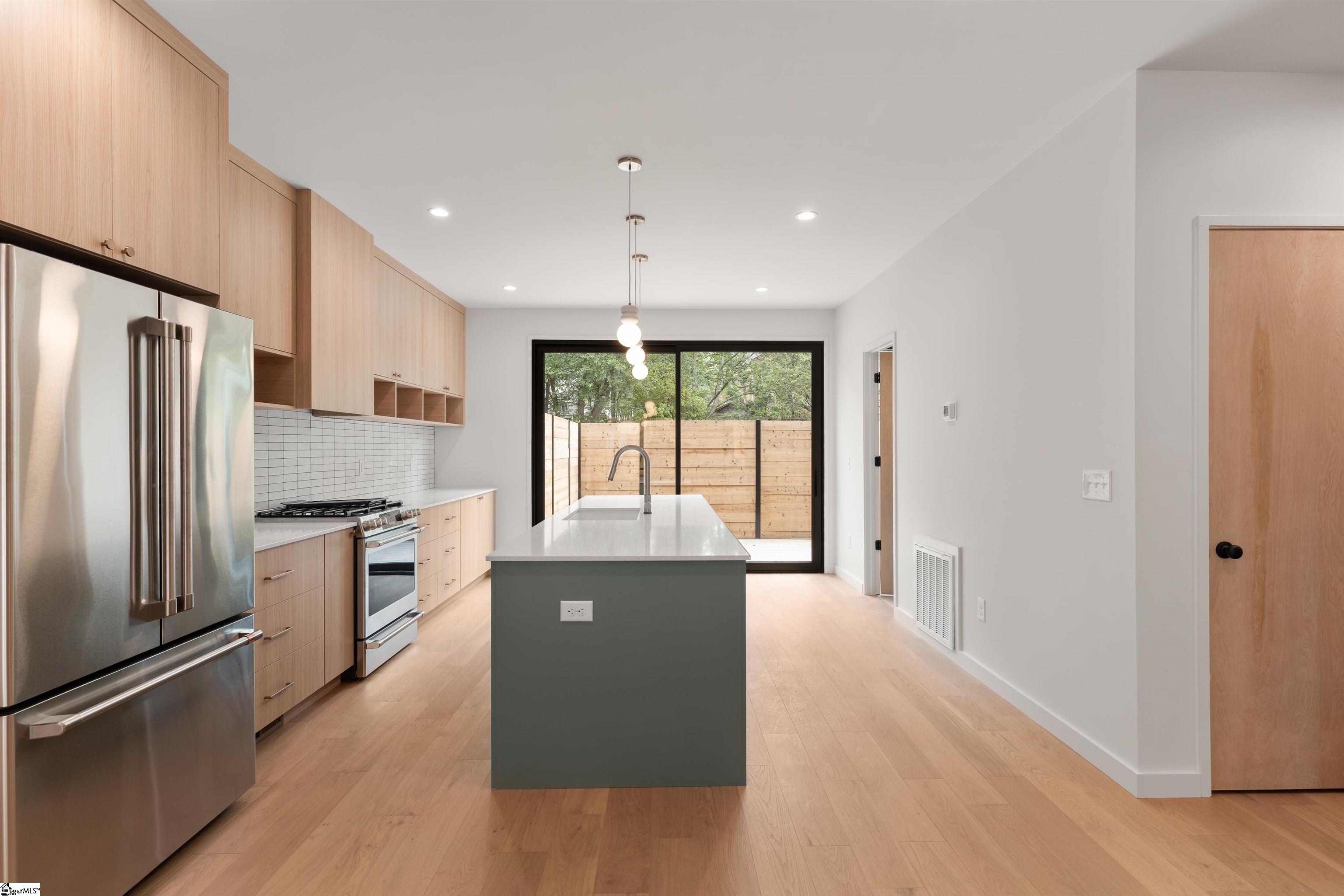 MLS #1560054 image #18