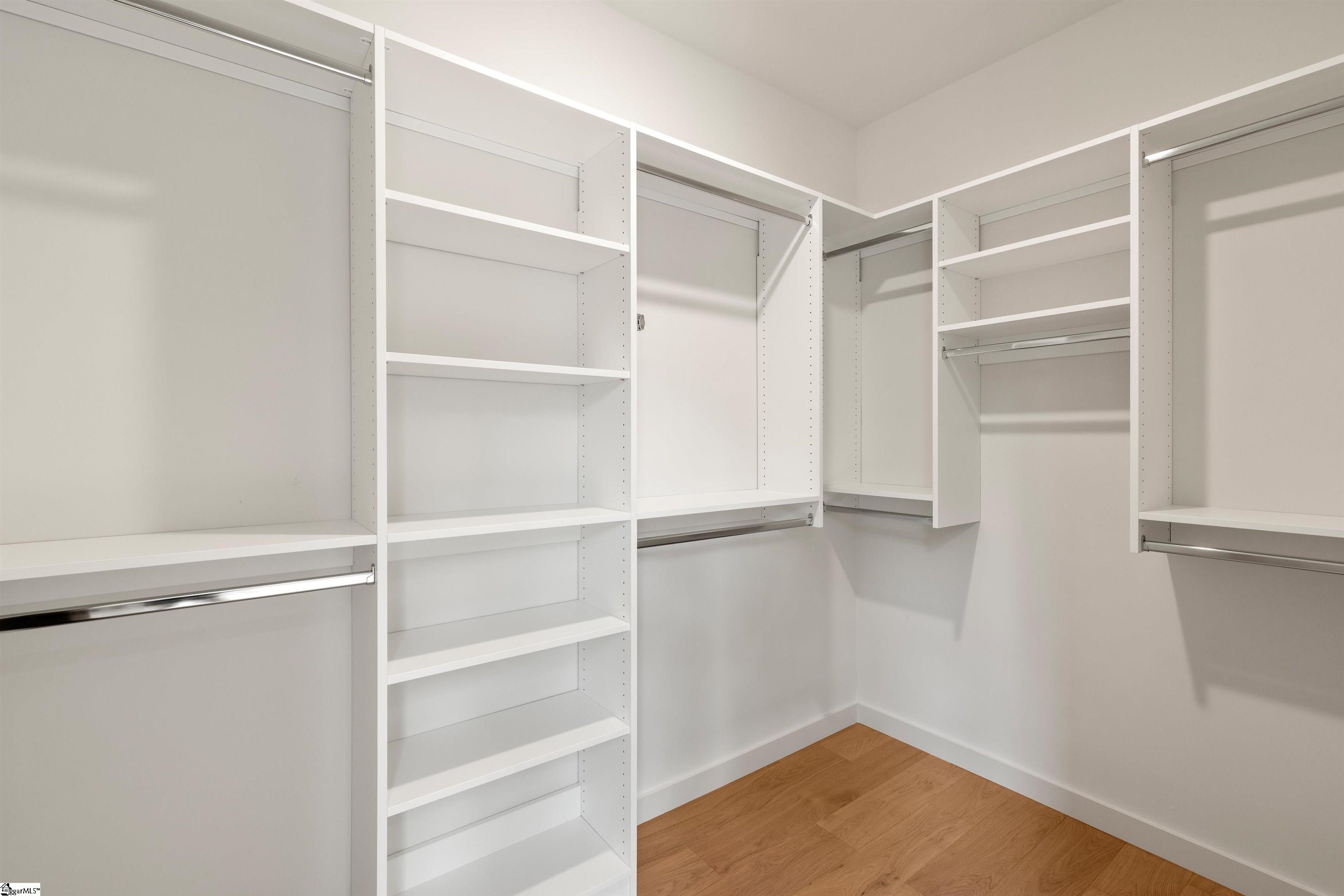 MLS #1560054 image #31