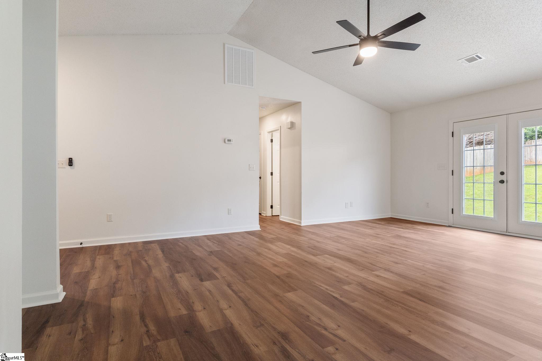 310 W Bushy Hill, Duncan, South Carolina image 5