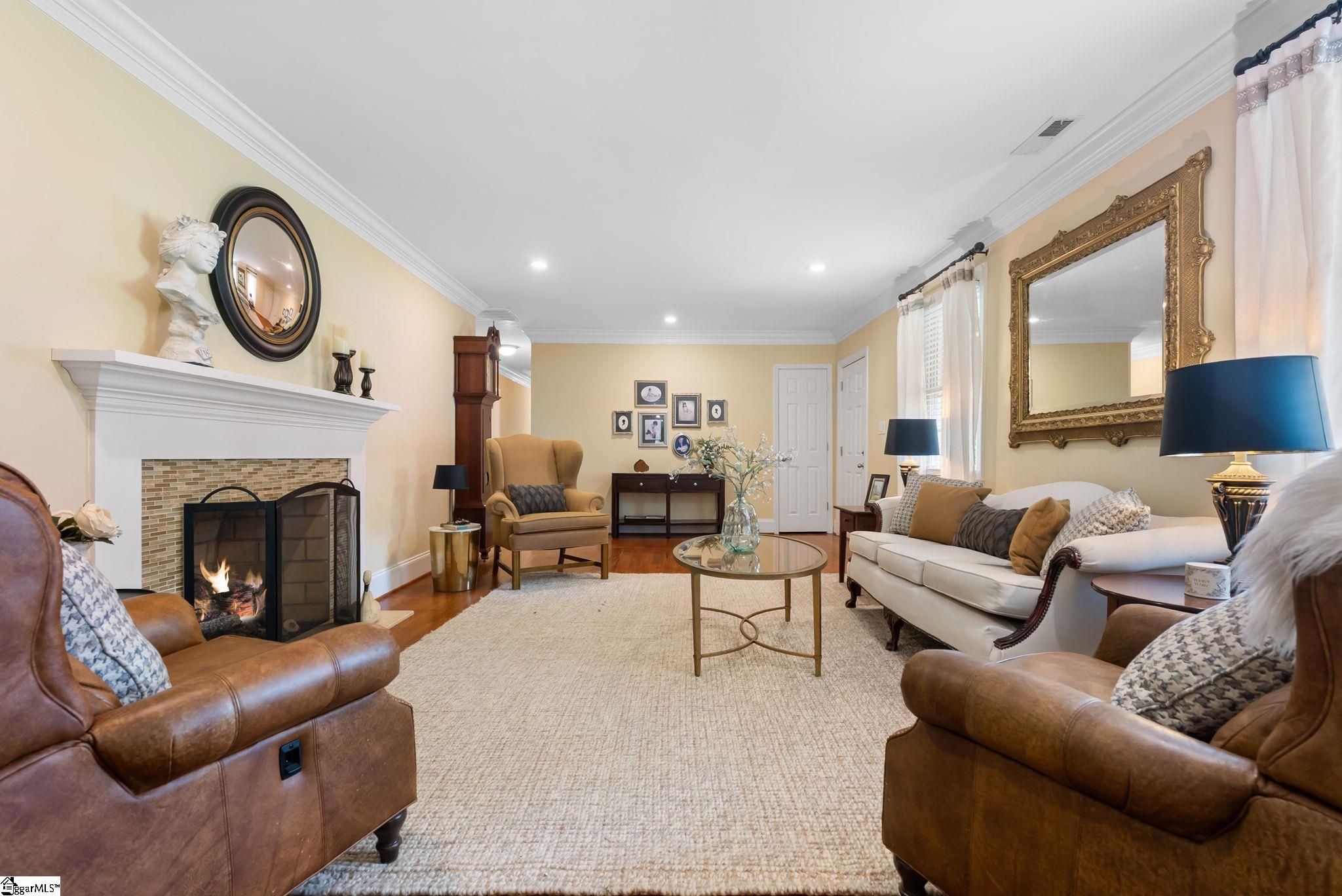 103 Crestview, Greer, South Carolina image 4