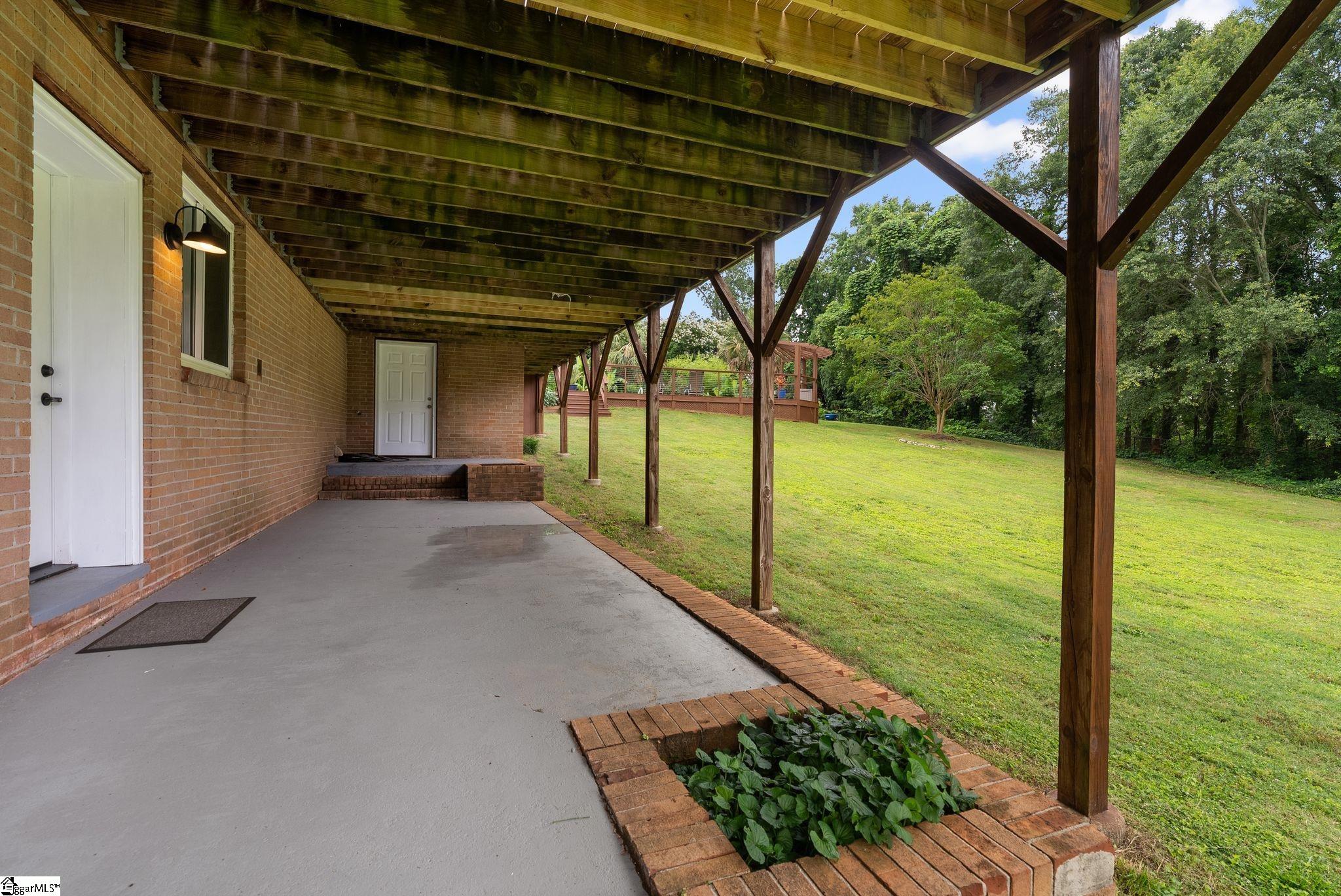 103 Crestview, Greer, South Carolina image 32