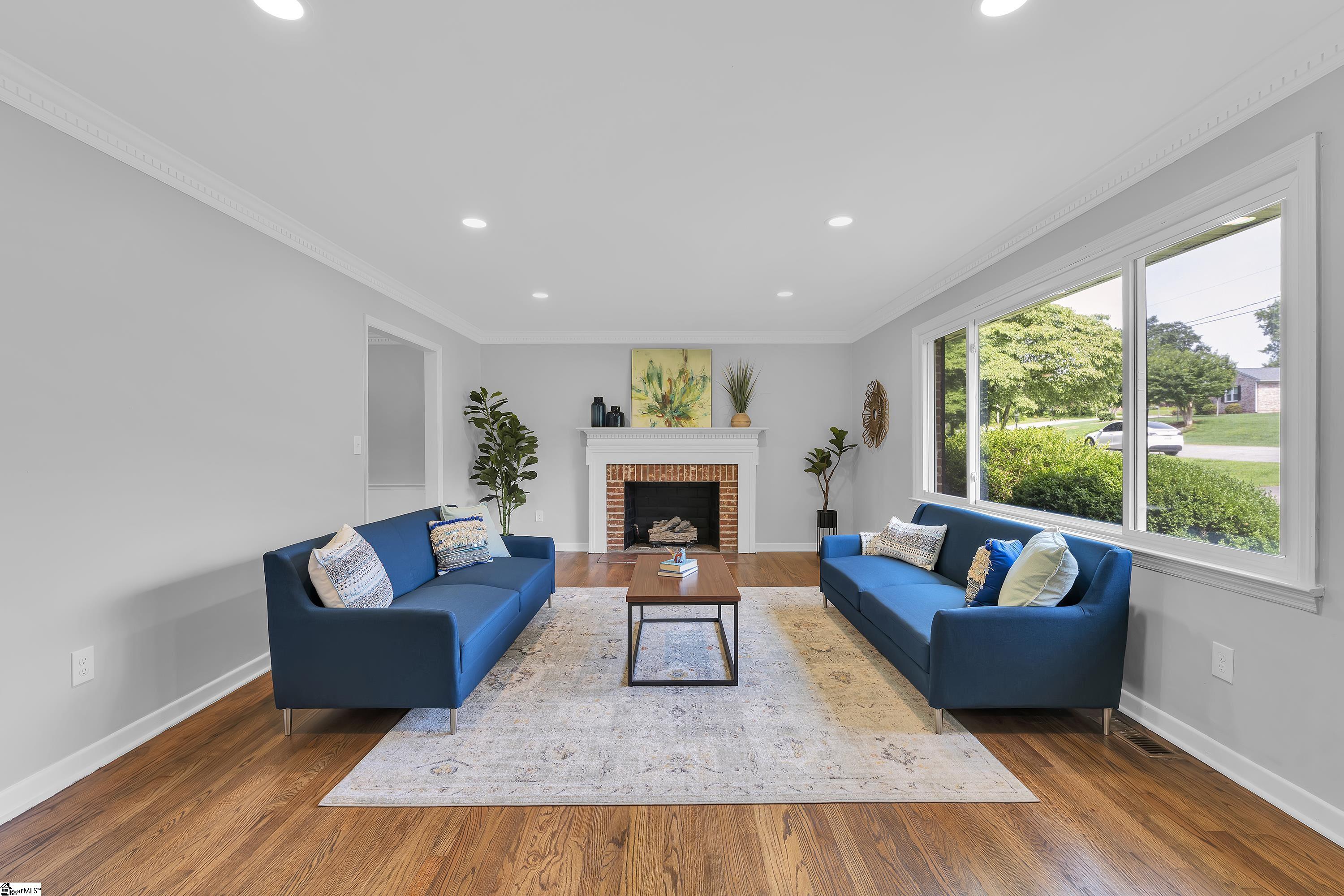 20 Ivy, Greenville, South Carolina image 2