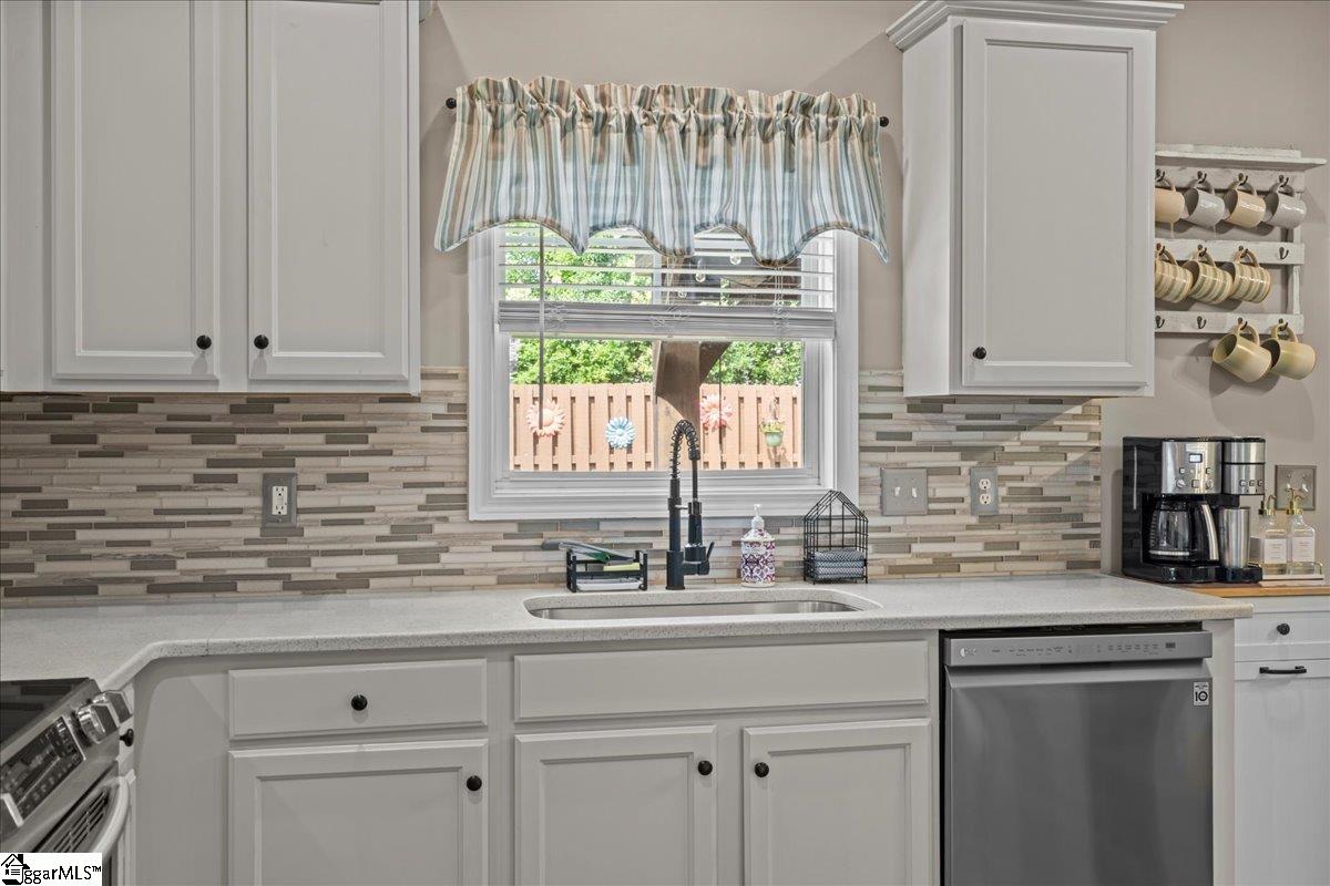1044 Merlot, Moore, South Carolina image 9