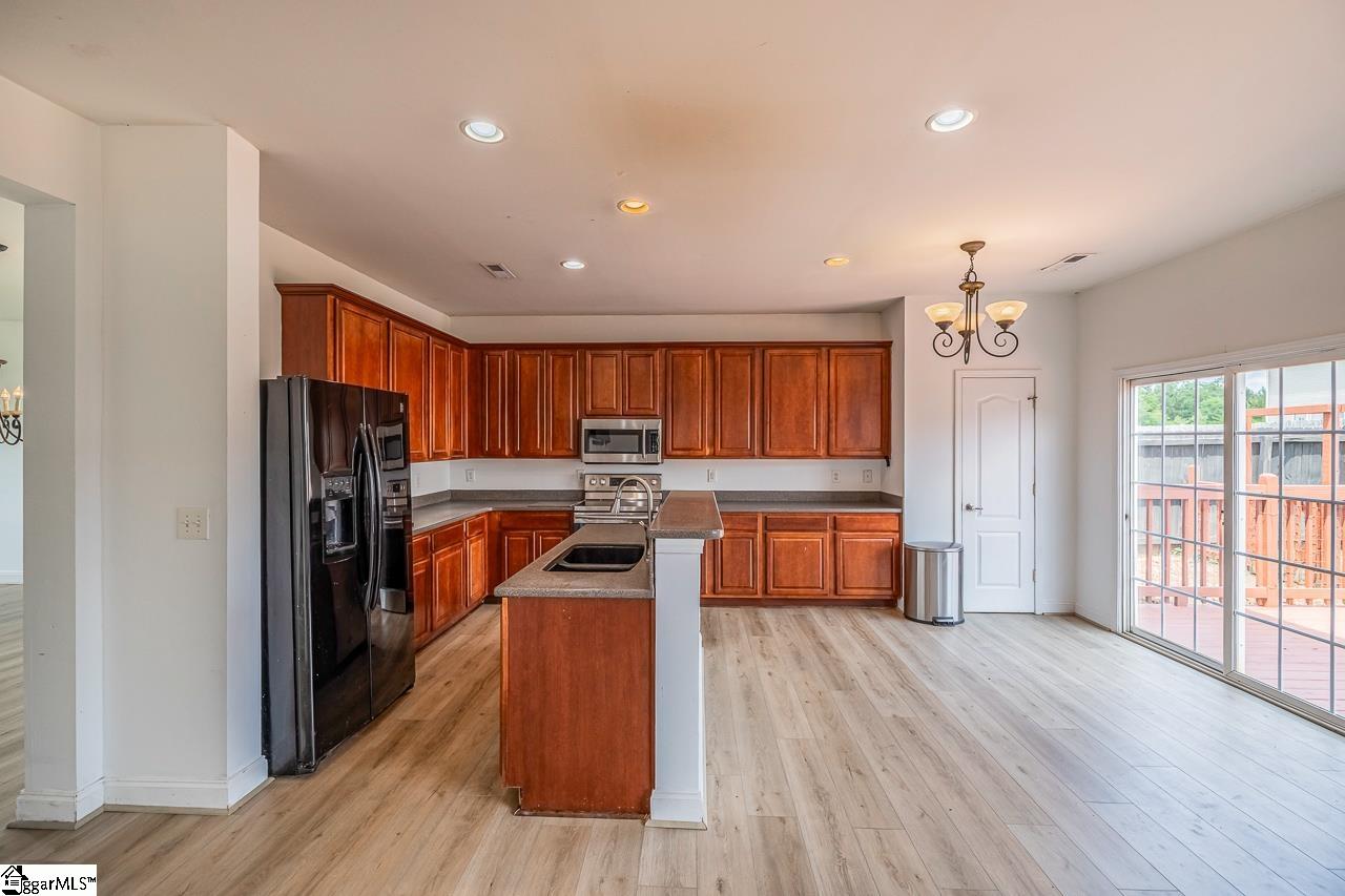 811 South Edisto River, Roebuck, South Carolina image 13
