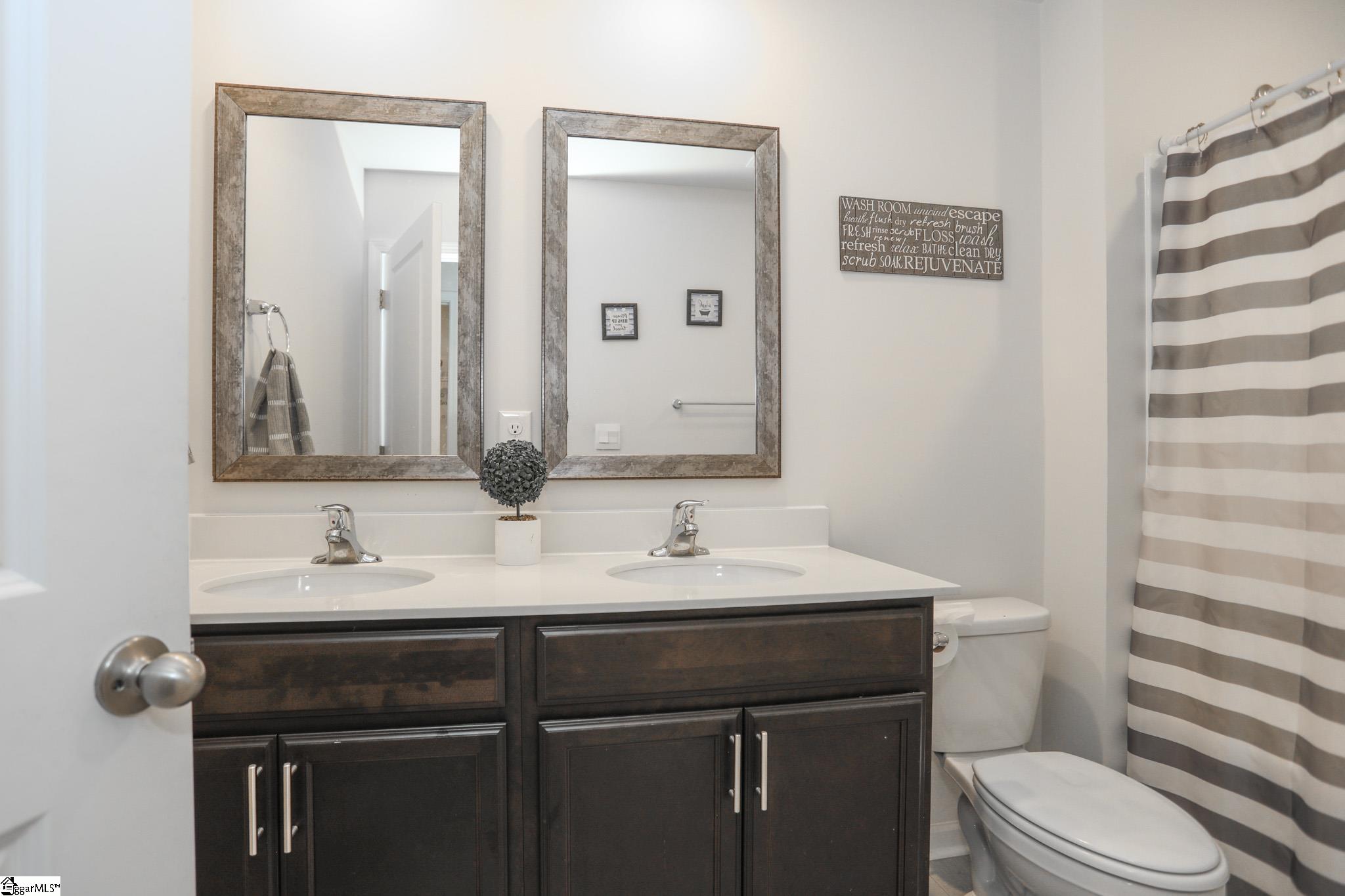 1421 Trotting, Roebuck, South Carolina image 18