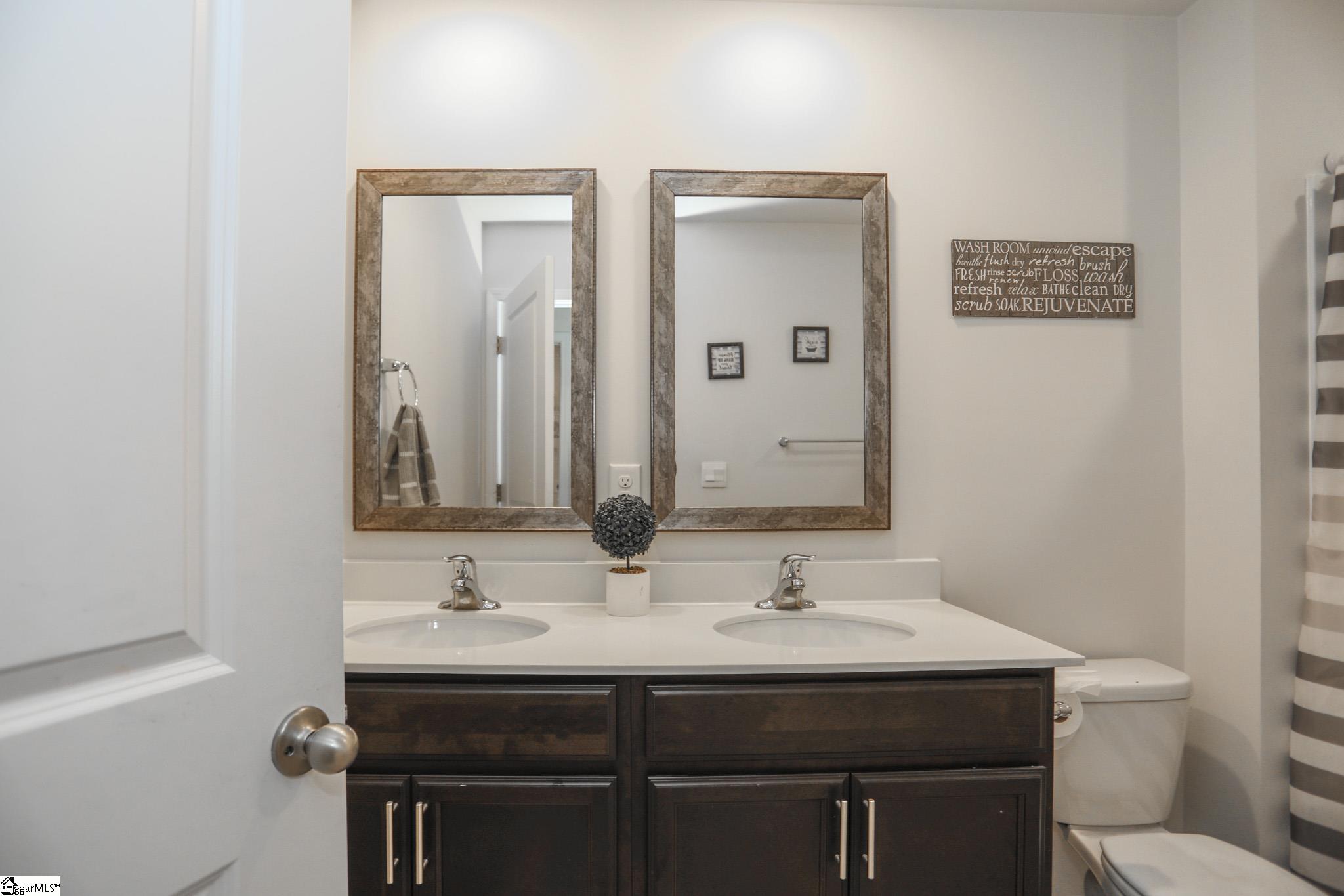 1421 Trotting, Roebuck, South Carolina image 19