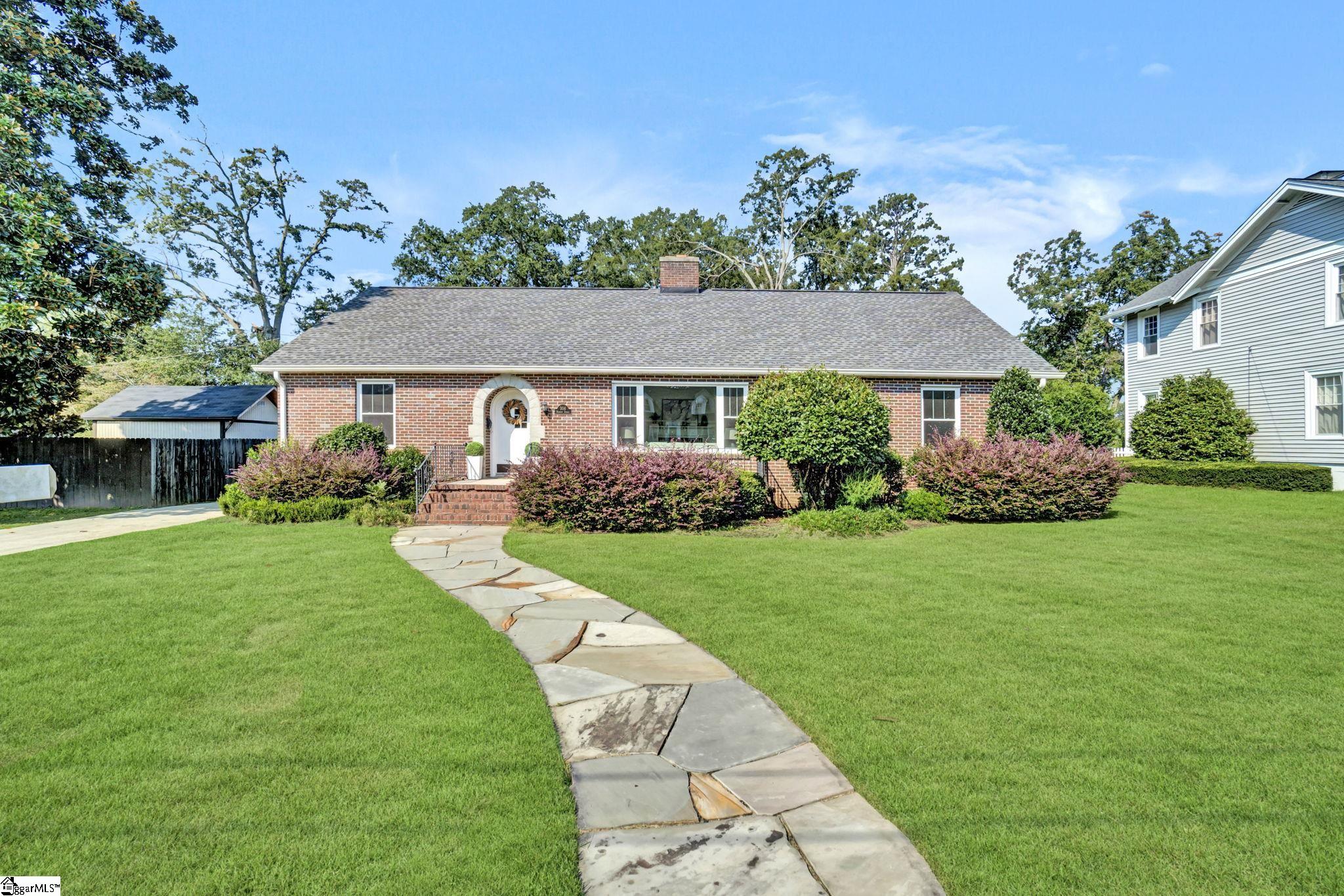 306 Hickory Street, Clinton SC 29325