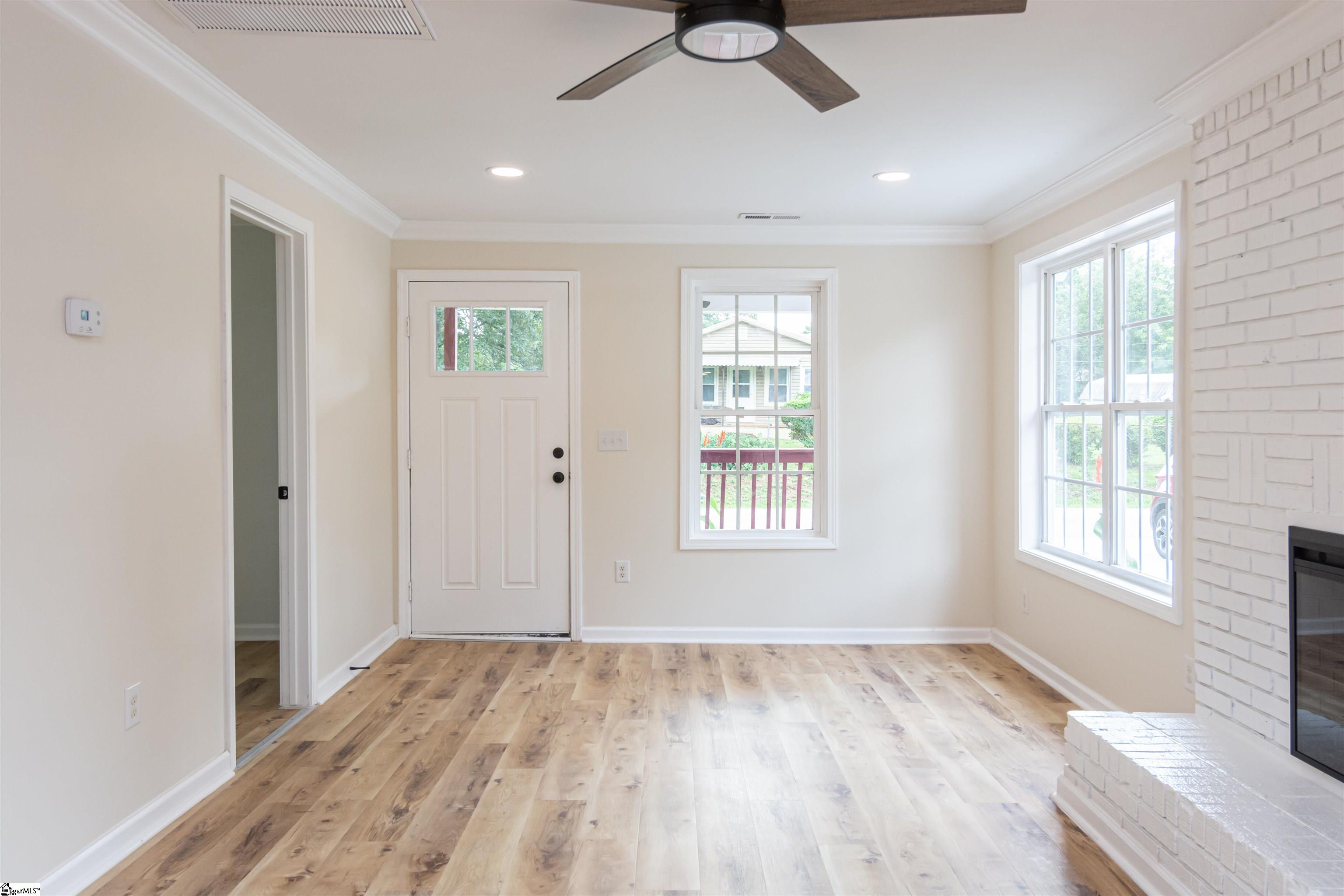 1230 Edgewood, Spartanburg, South Carolina image 2