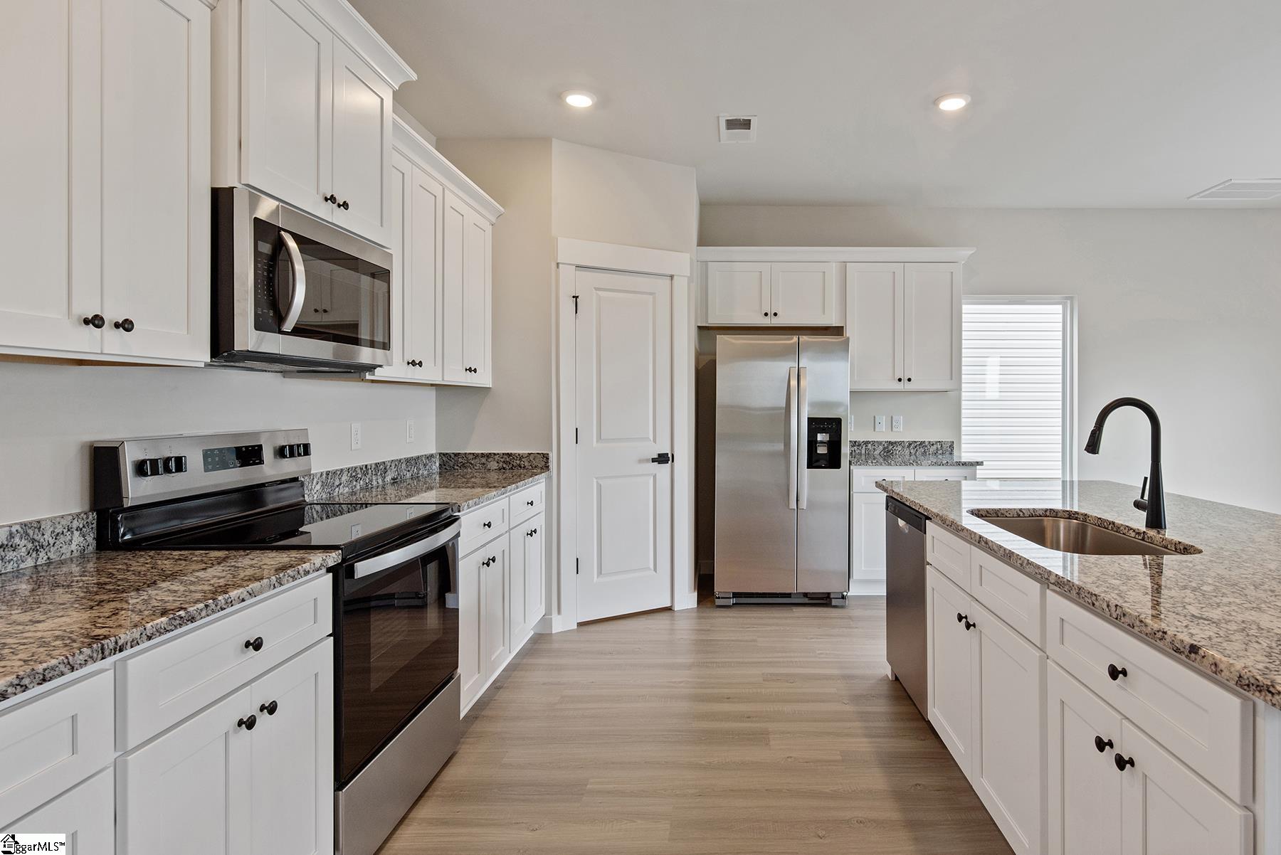 1209 Crested Iris, Moore, South Carolina image 9