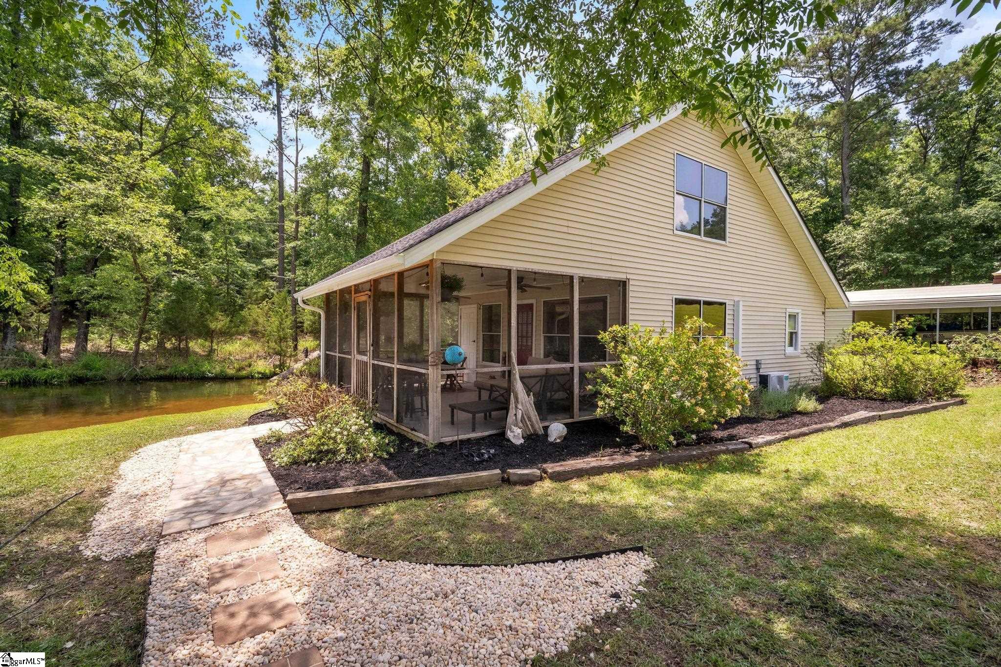 222 S Summer, Ninety Six, South Carolina image 2