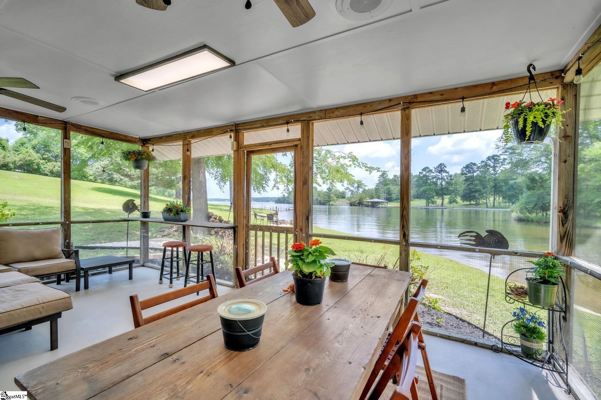 222 S Summer, Ninety Six, South Carolina image 3