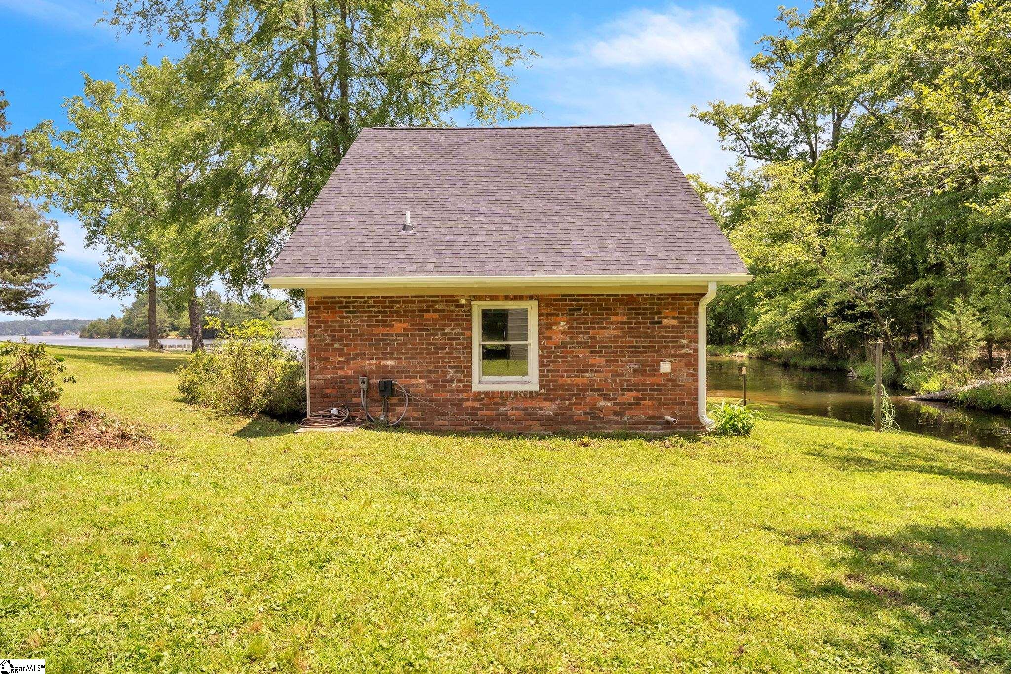 222 S Summer, Ninety Six, South Carolina image 22