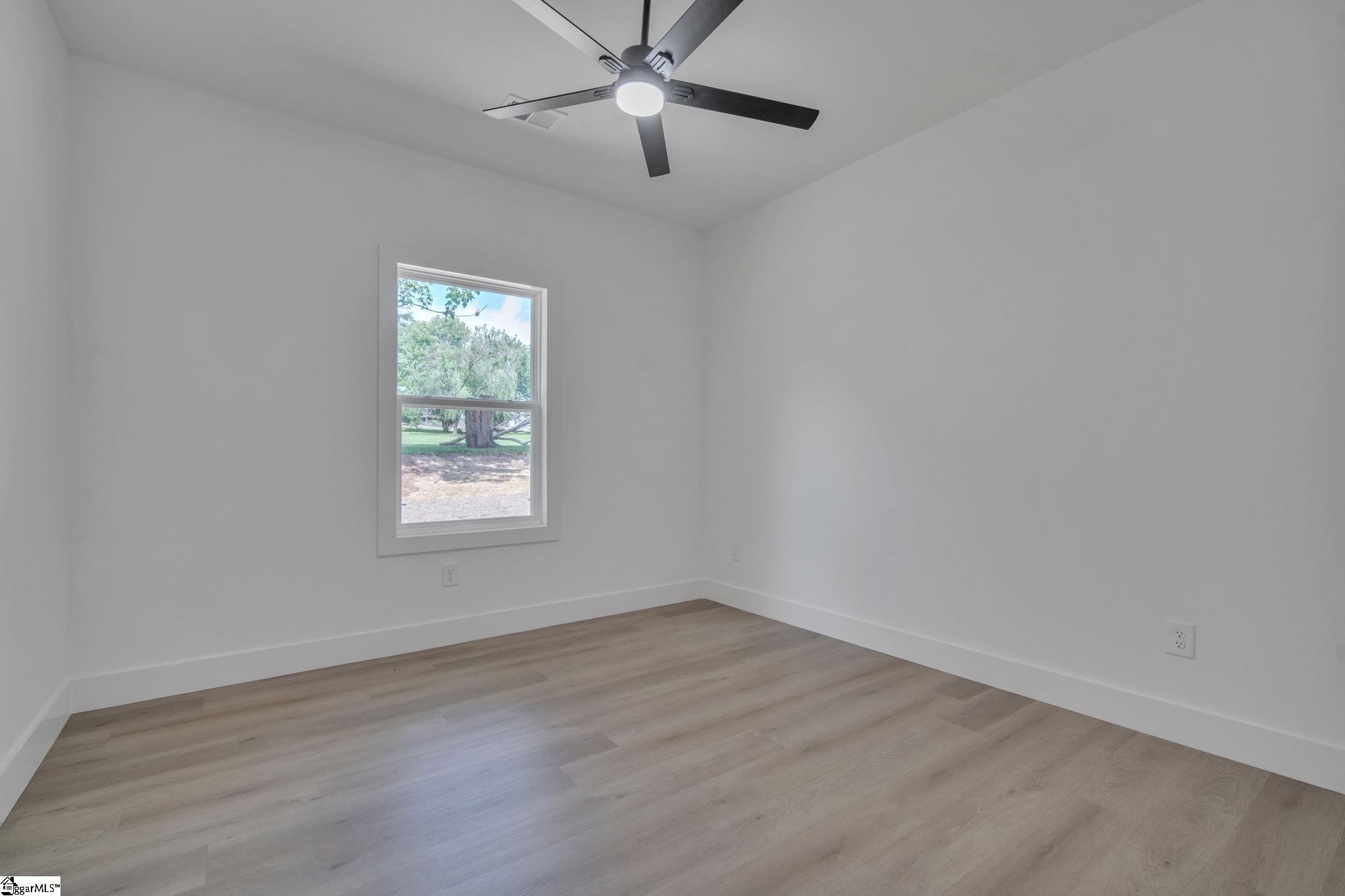 110 Dalton, Seneca, South Carolina image 14