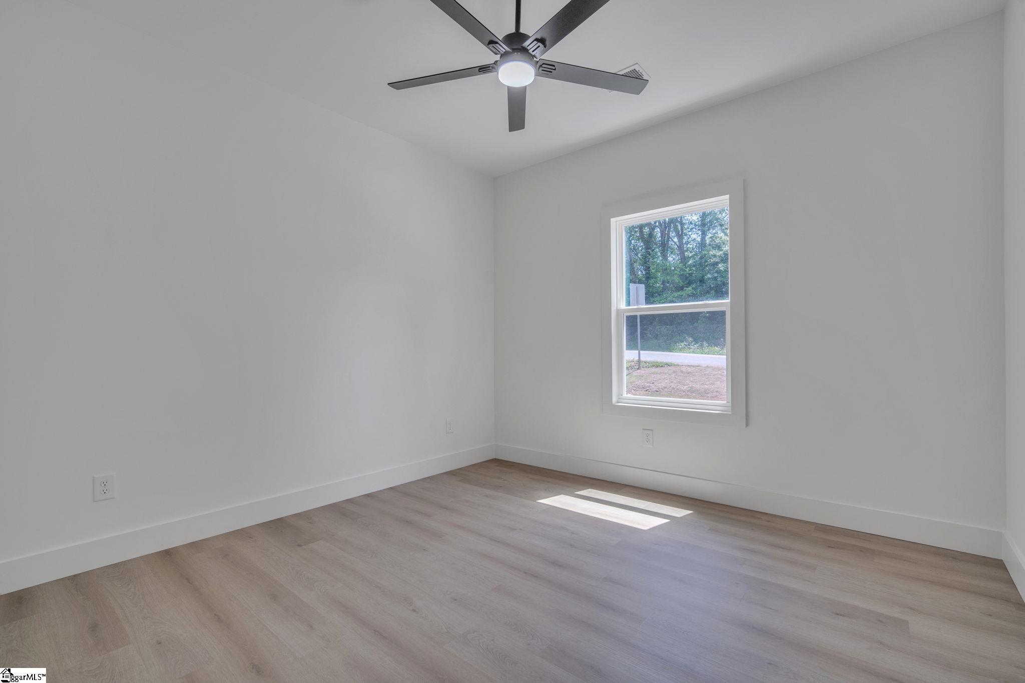 110 Dalton, Seneca, South Carolina image 10