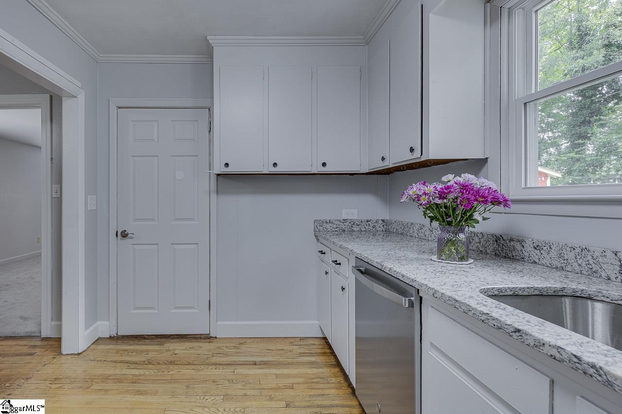 MLS #1560437 image #11