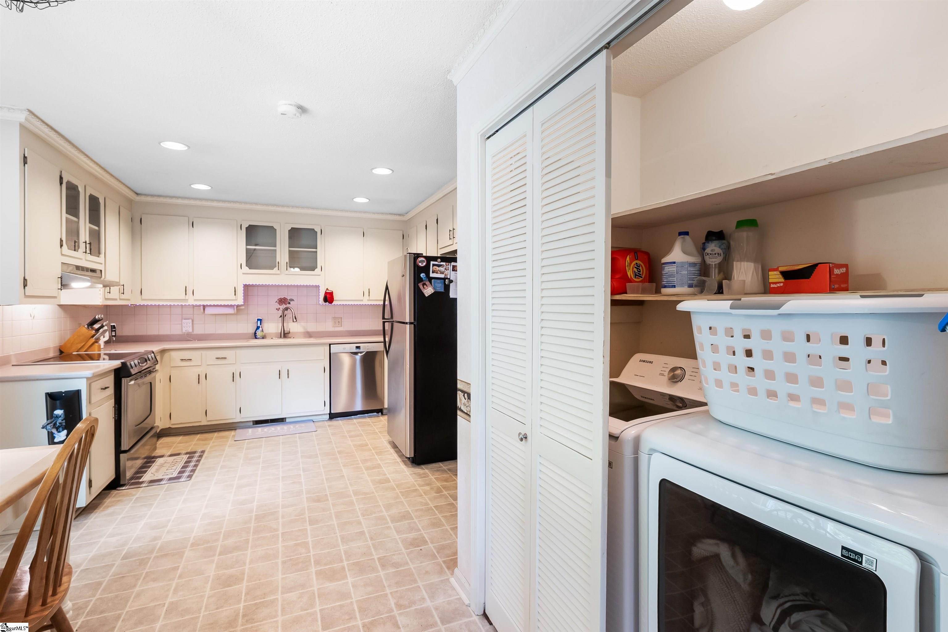 217 Devenger, Greer, South Carolina image 17