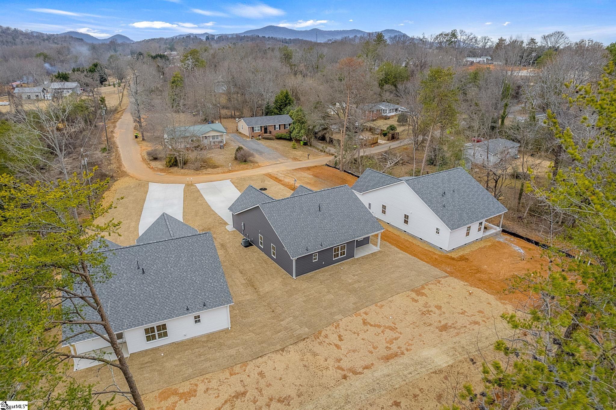 215 W Simmons, Landrum, South Carolina image 25