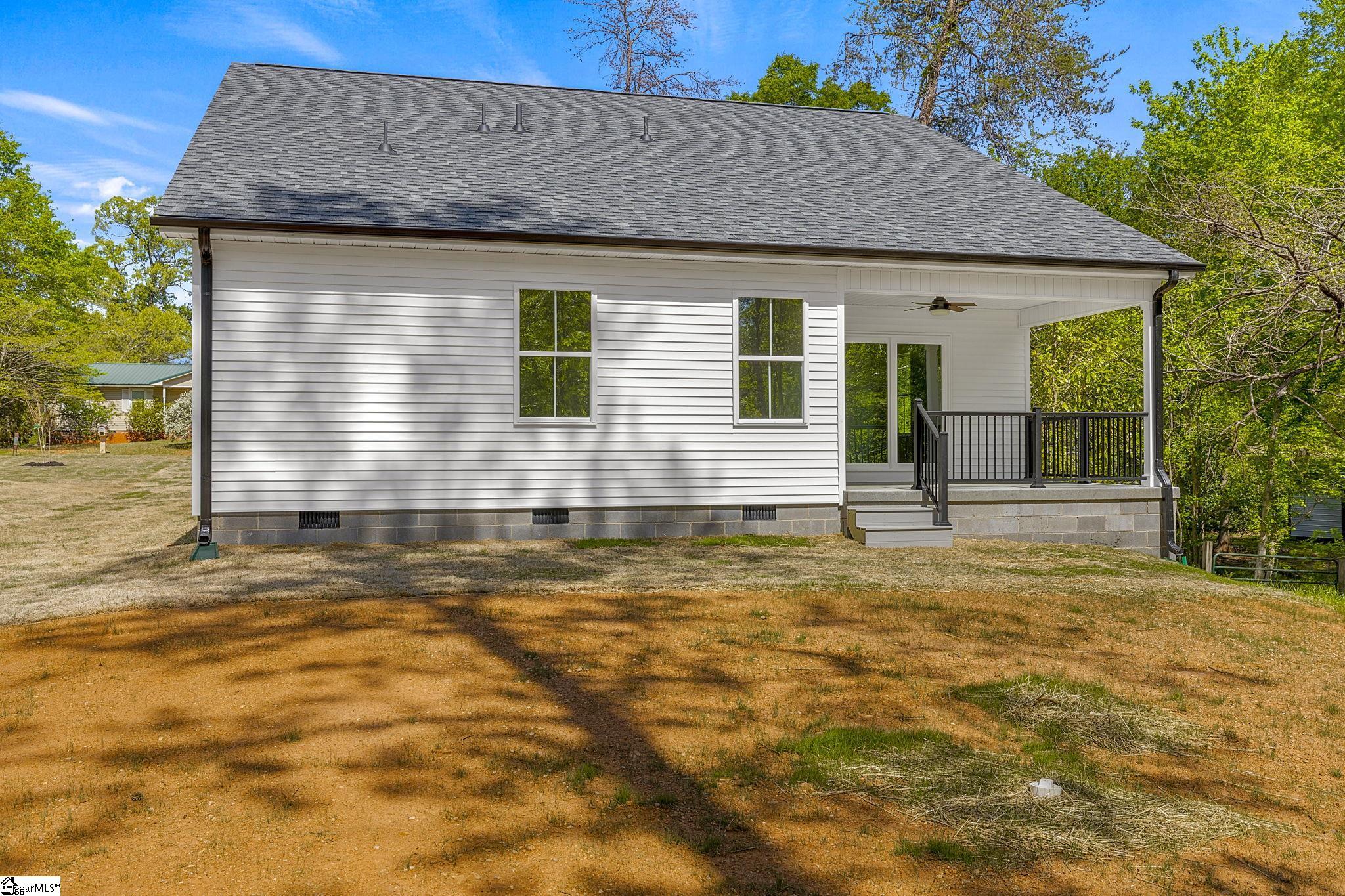 211 W Simmons, Landrum, South Carolina image 32