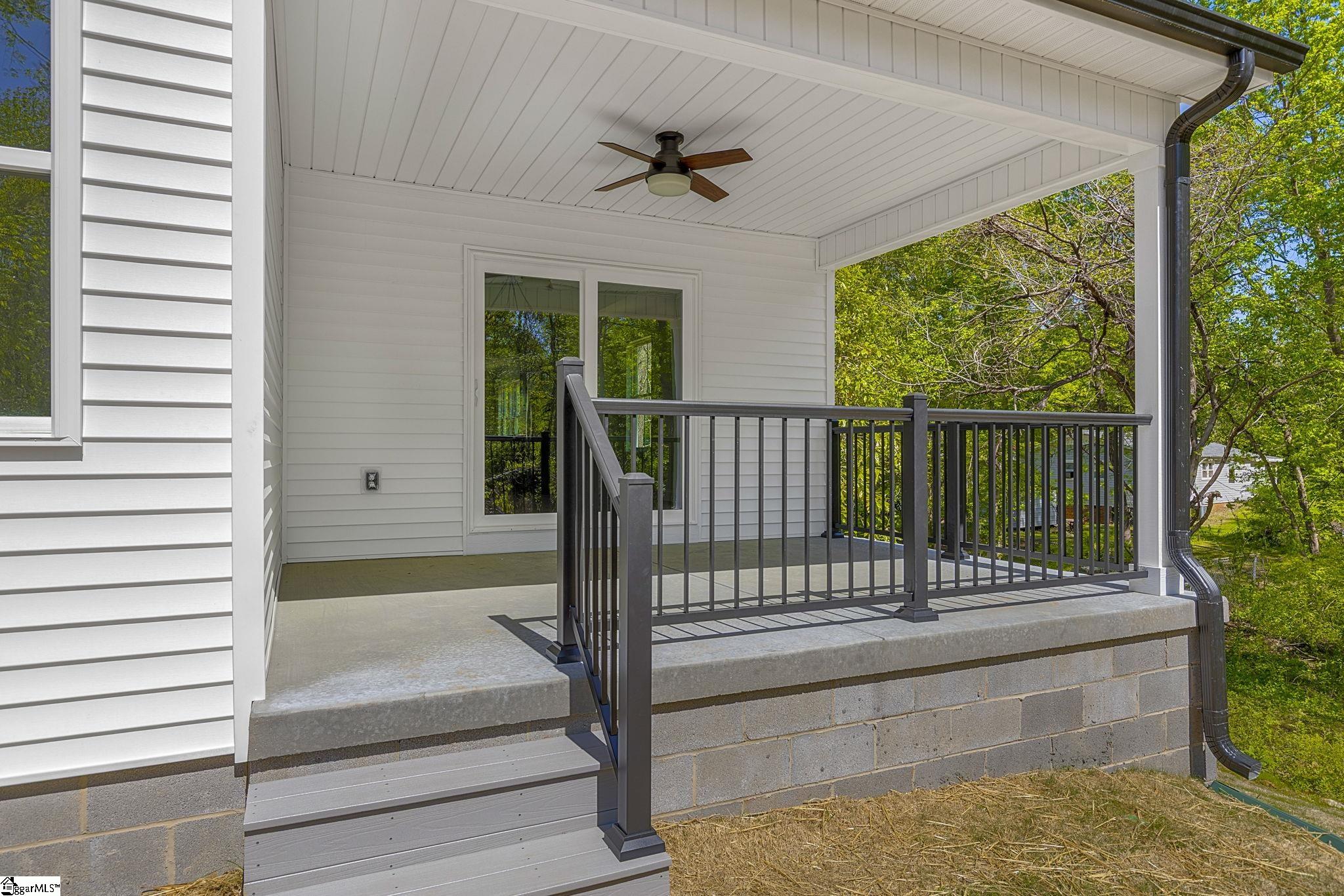 211 W Simmons, Landrum, South Carolina image 34