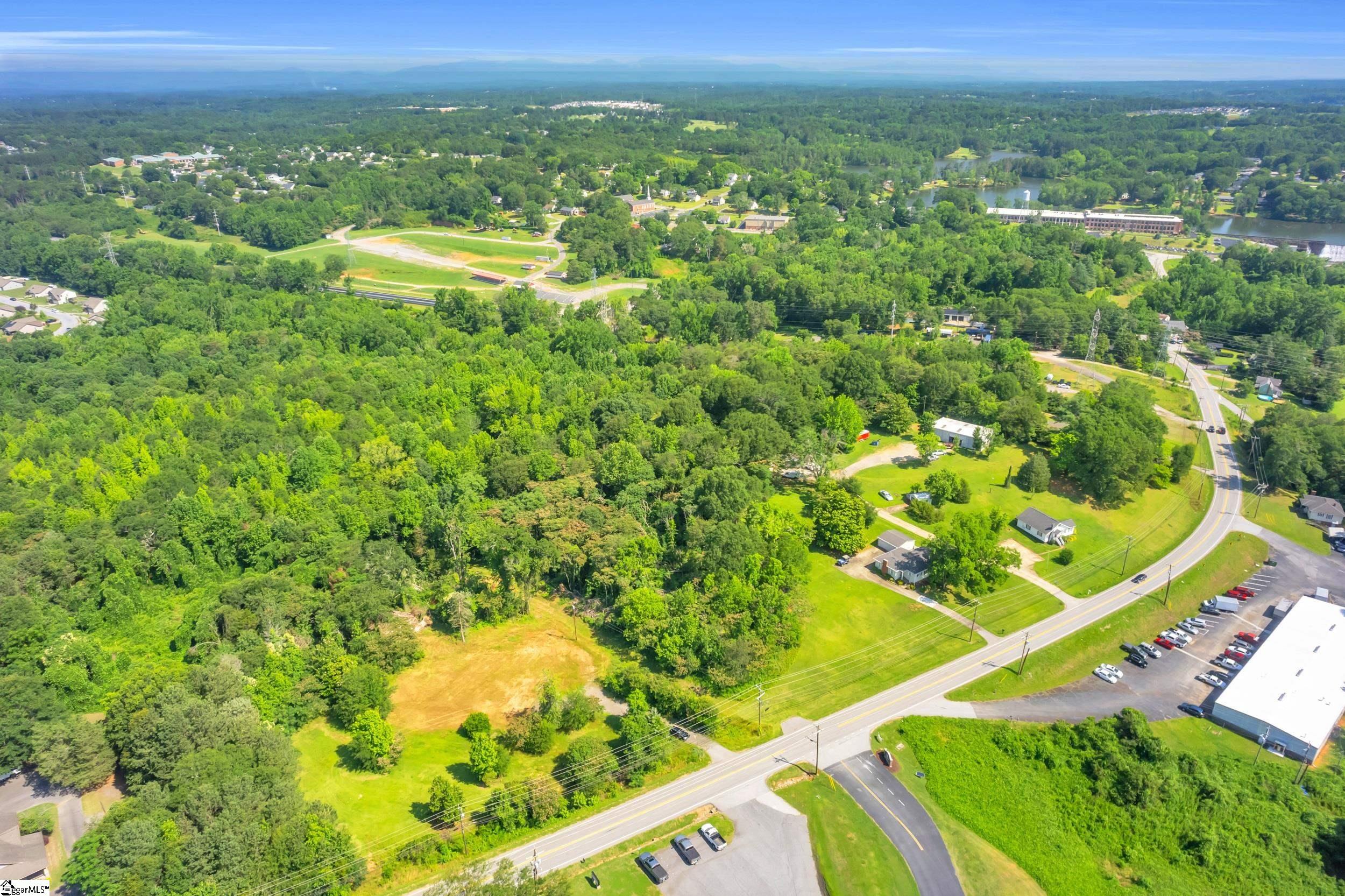 659 Arlington, Greer, South Carolina image 2