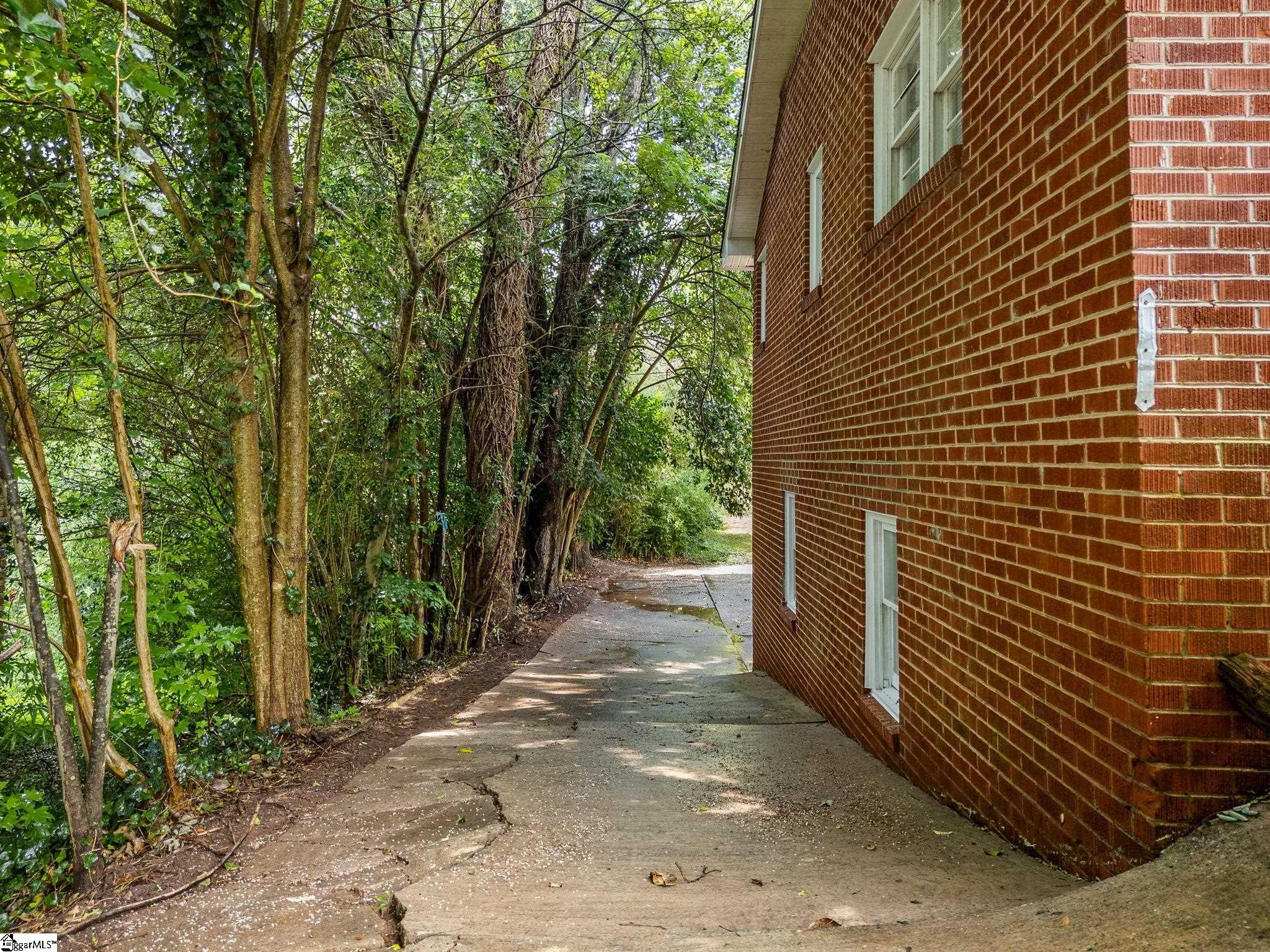 177 Continental, Spartanburg, South Carolina image 34