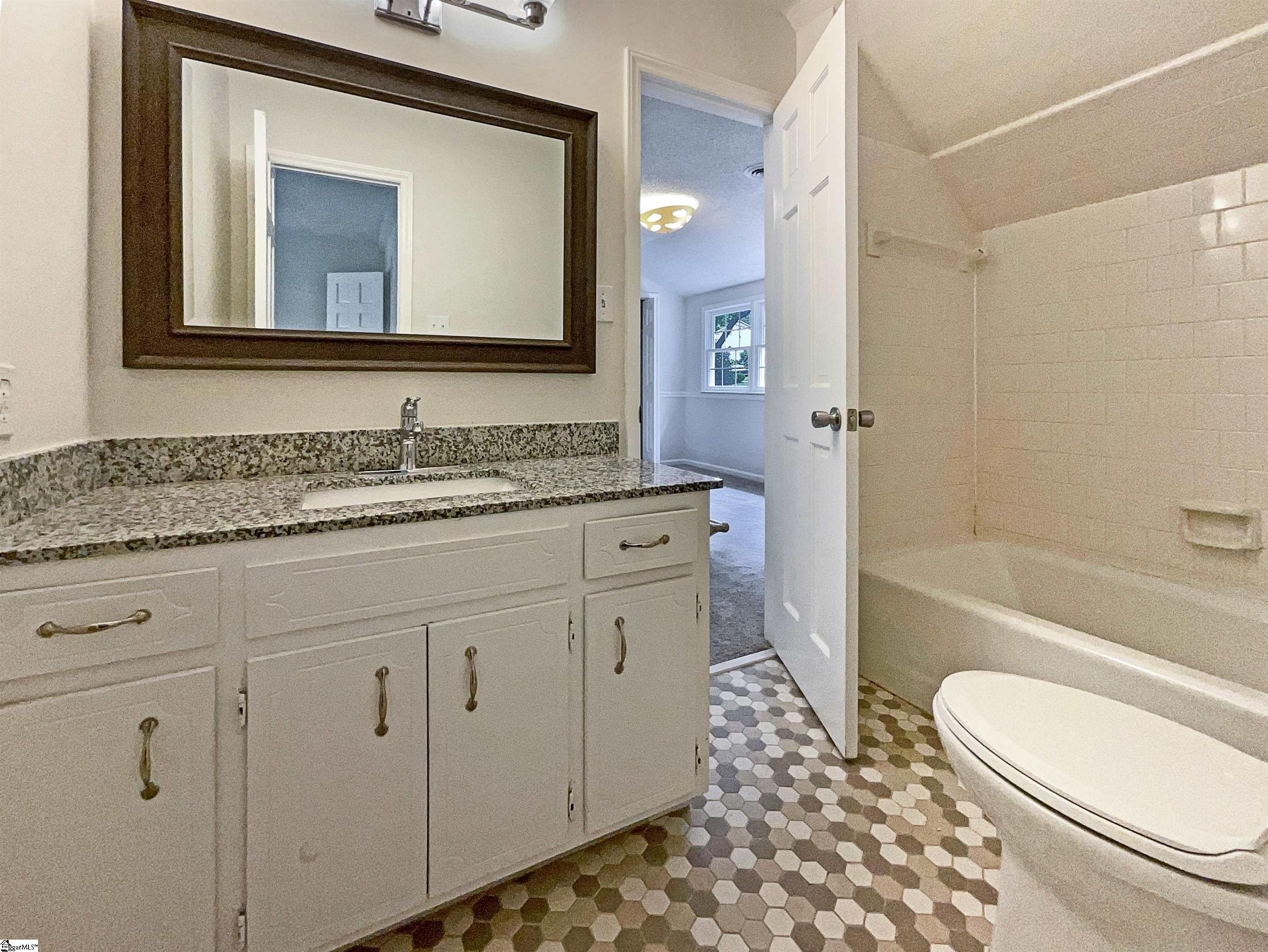 254 Heathwood, Spartanburg, South Carolina image 22