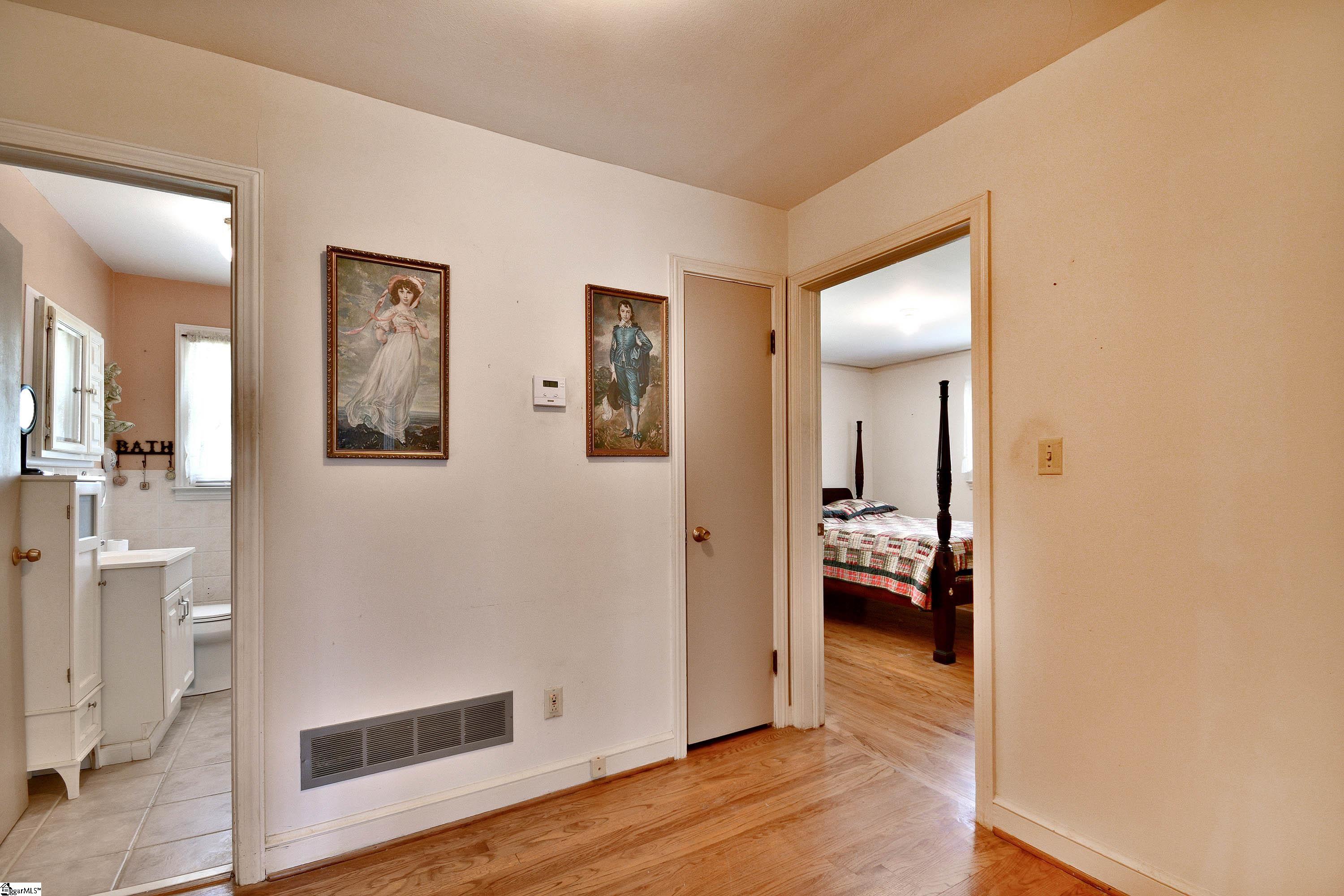 204 Jasper, Easley, South Carolina image 14