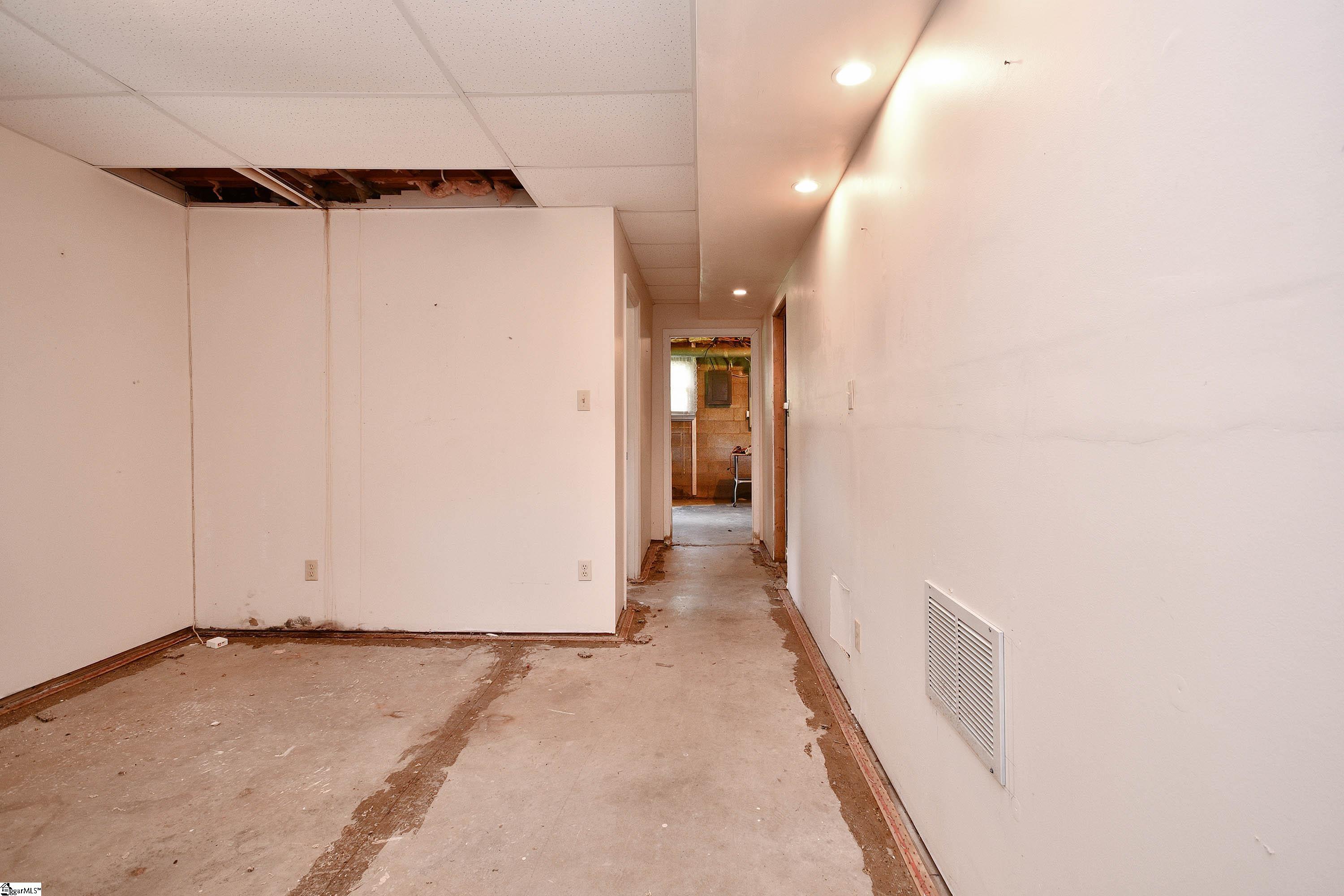 204 Jasper, Easley, South Carolina image 23