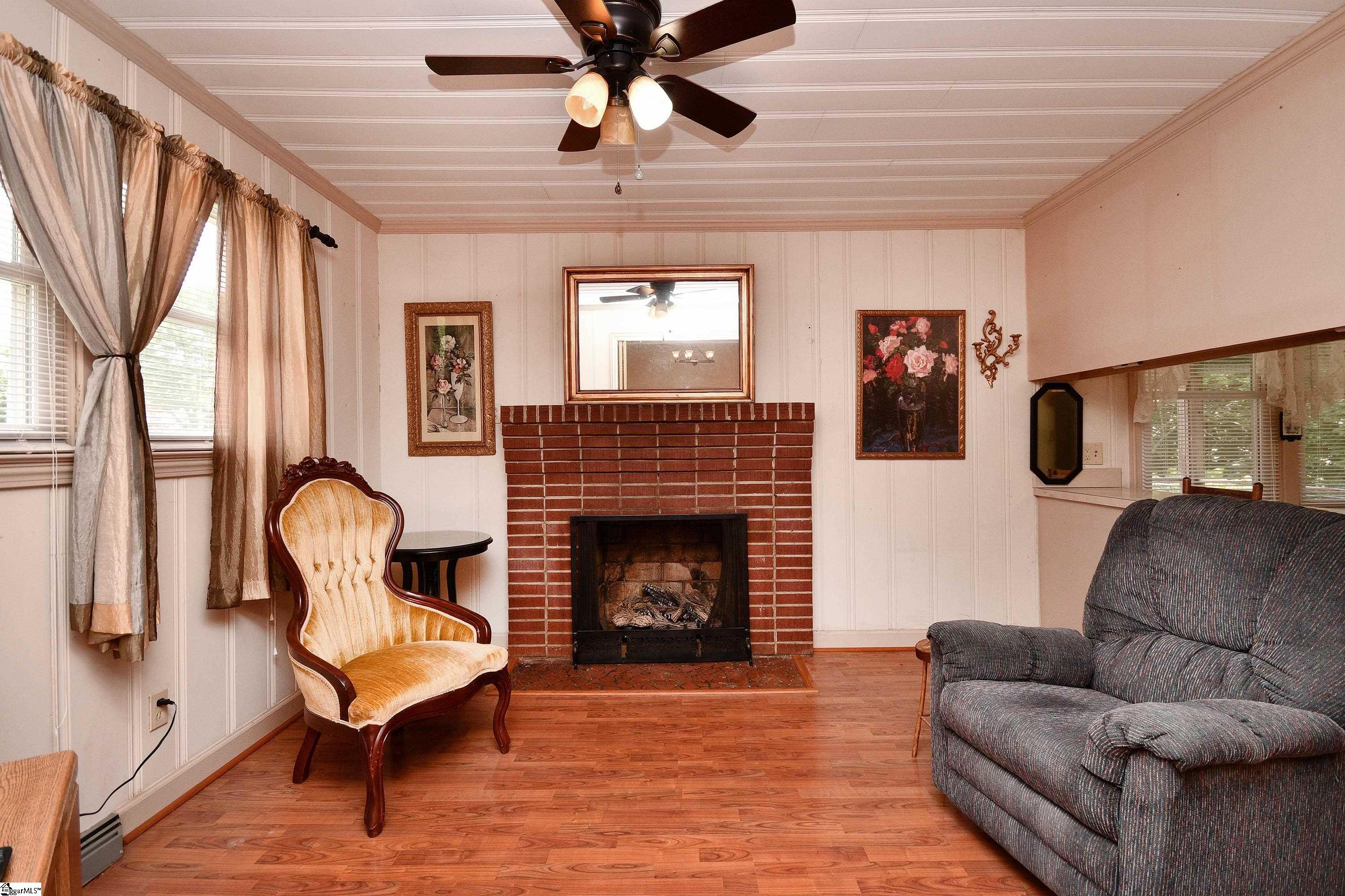 204 Jasper, Easley, South Carolina image 6