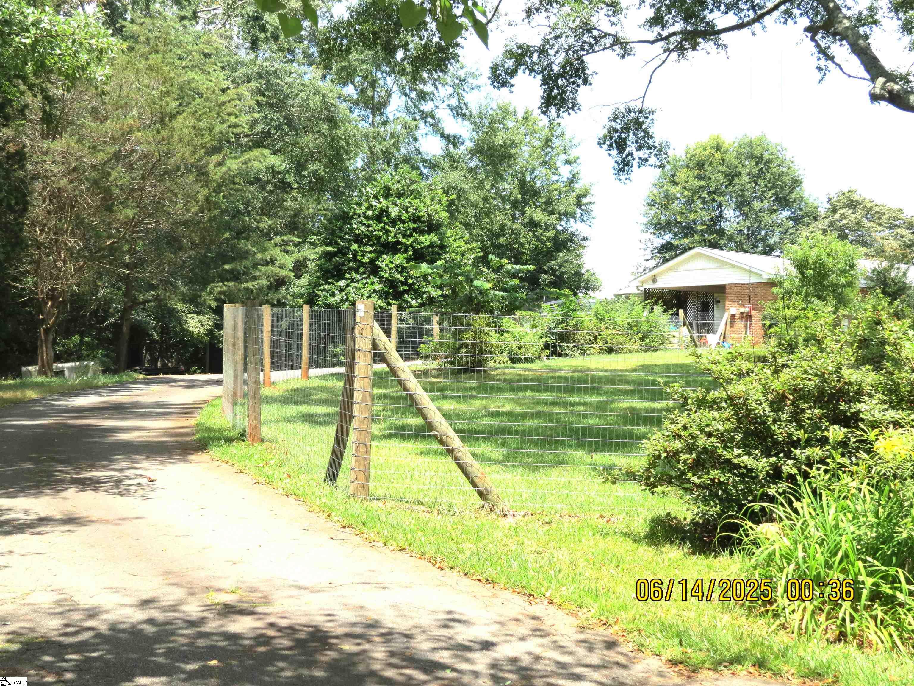 MLS #1560650 image #2