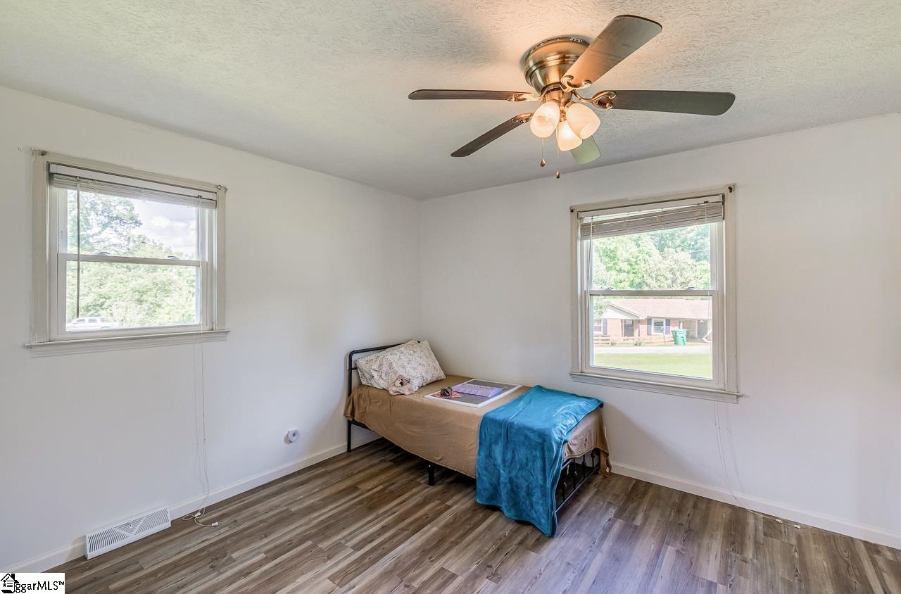 13 Thomas, Williamston, South Carolina image 16