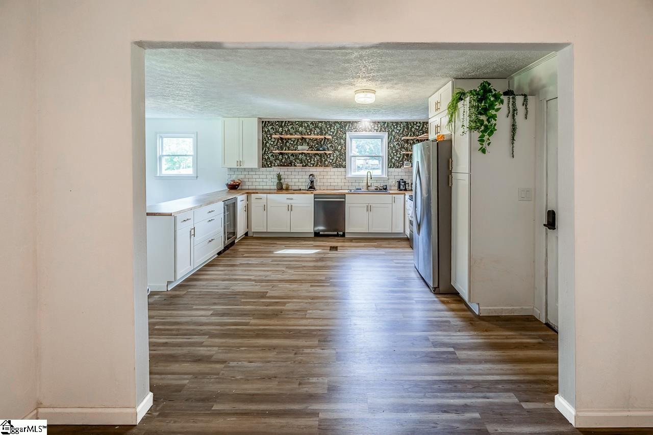 13 Thomas, Williamston, South Carolina image 10