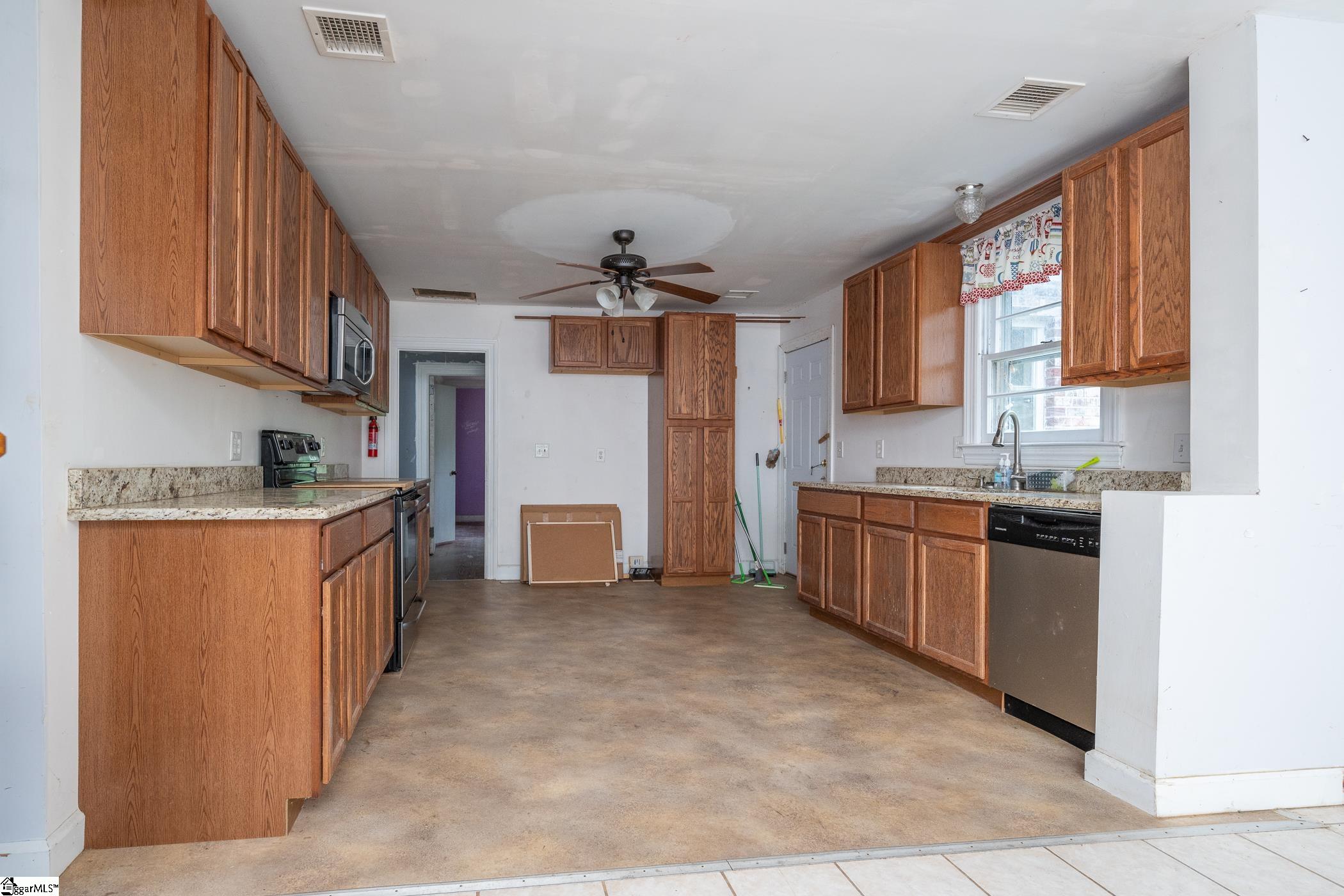 2180 Horseshoe Falls, Enoree, South Carolina image 10