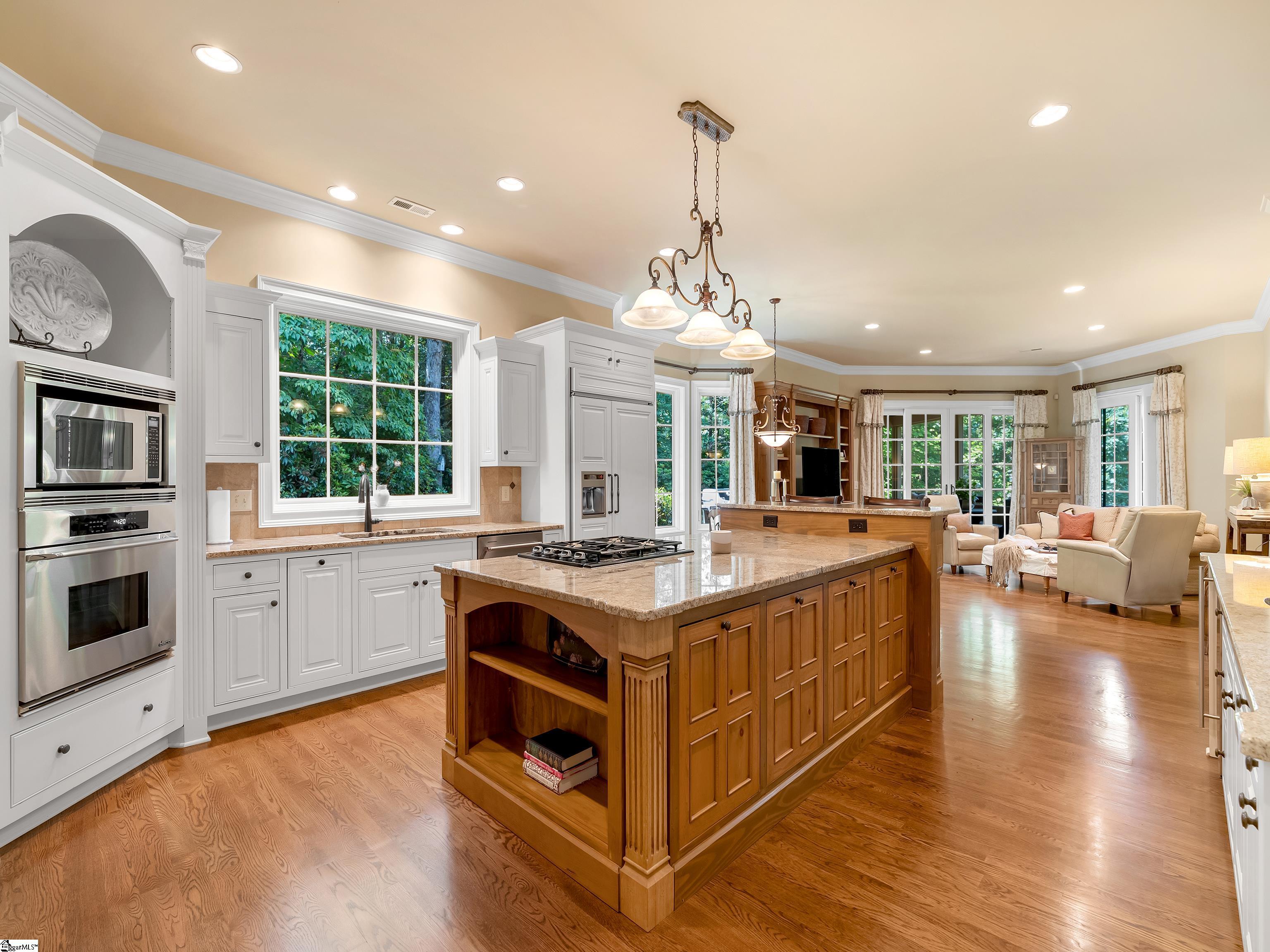 24 Lake Hills, Travelers Rest, South Carolina image 12