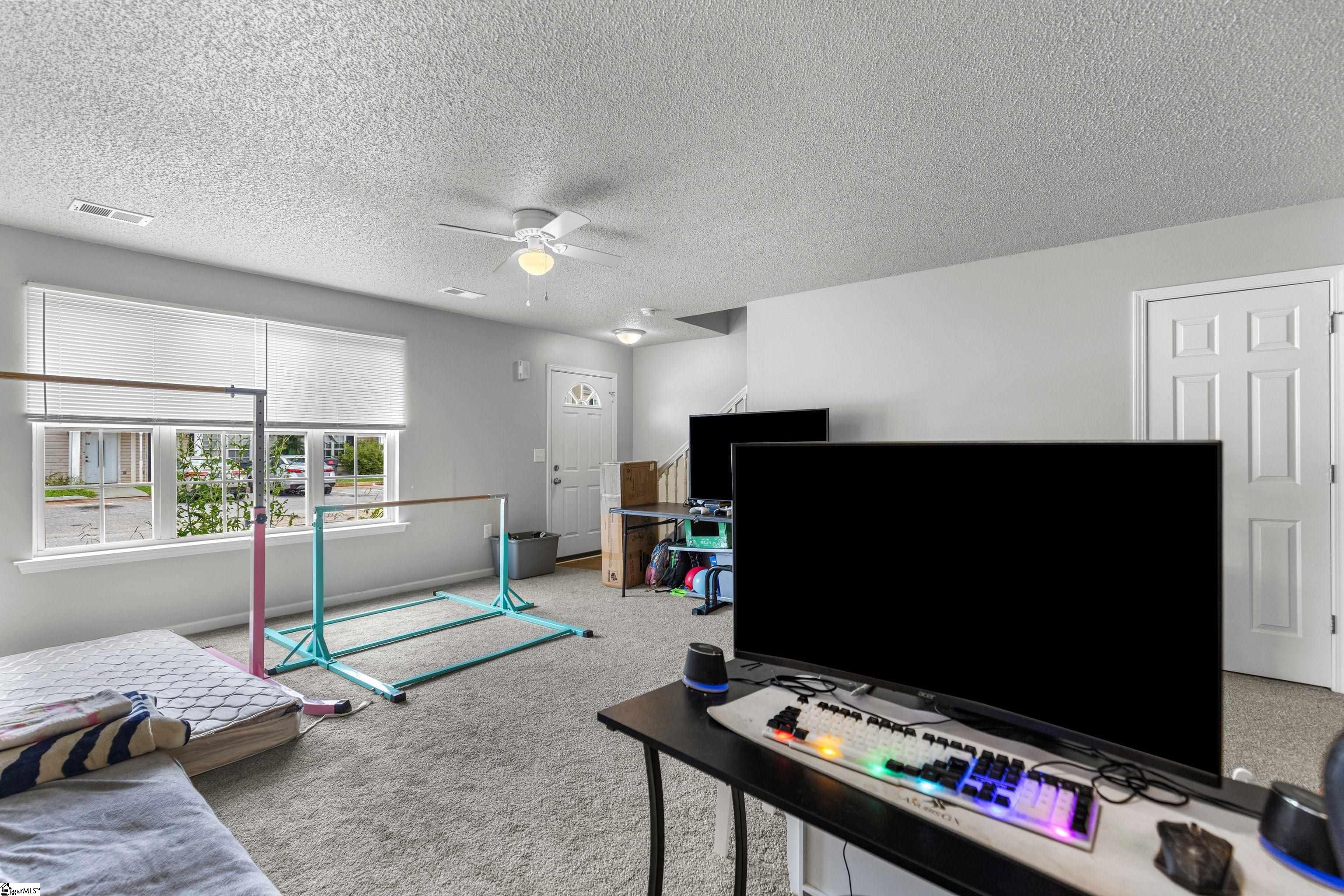 38 Buff, Greenville, South Carolina image 5