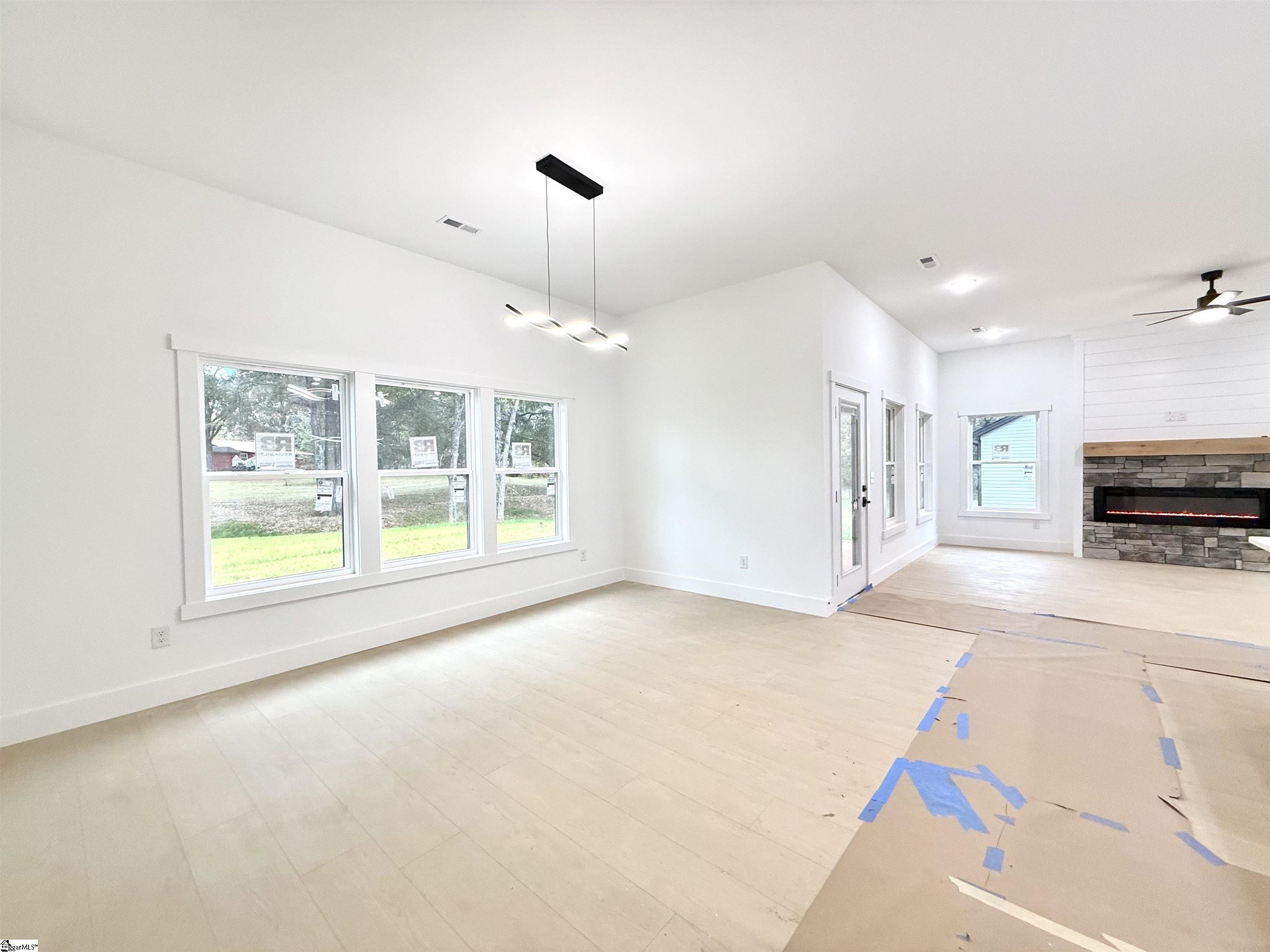 MLS #1560817 image #19