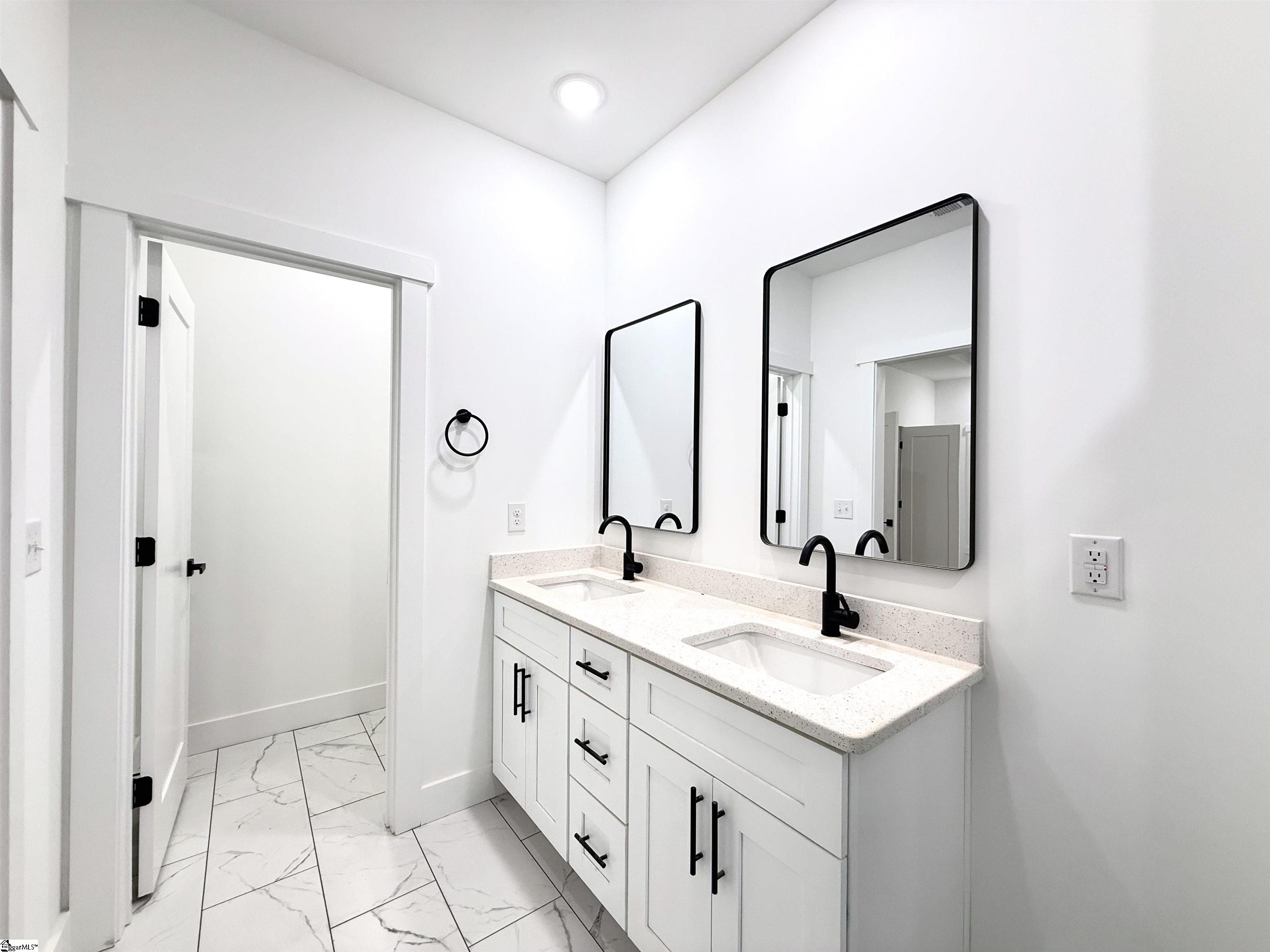 MLS #1560817 image #27