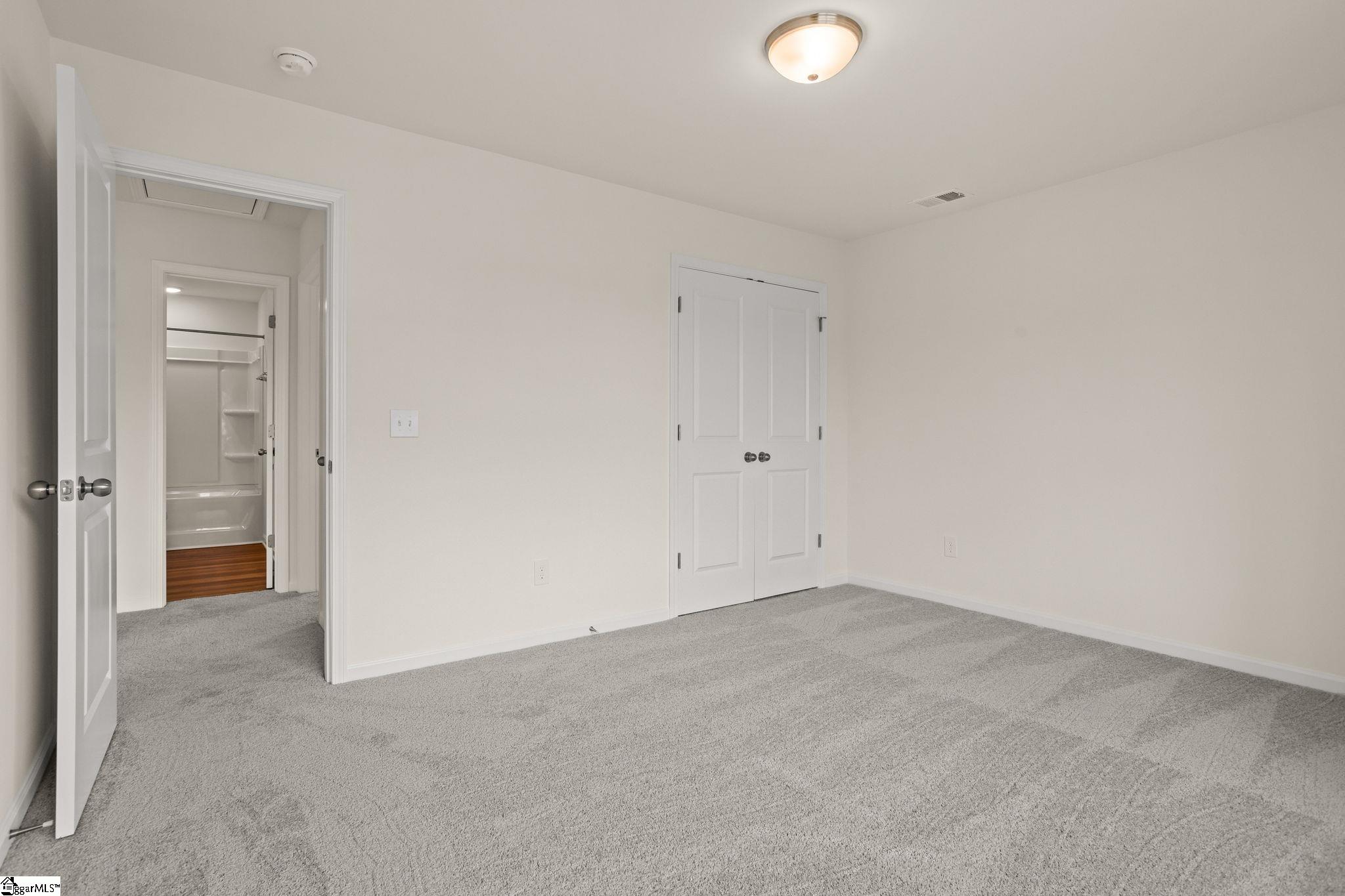 MLS #1560826 image #17