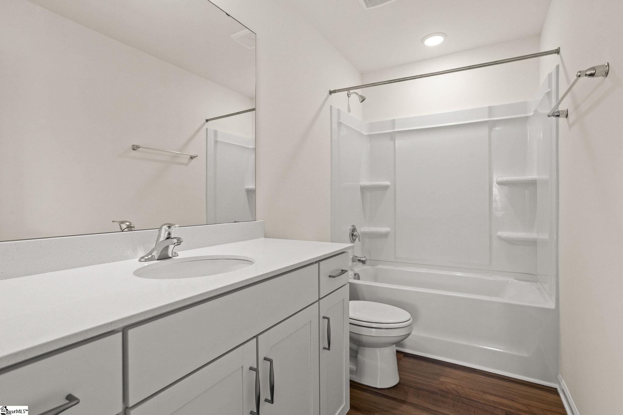 MLS #1560826 image #21